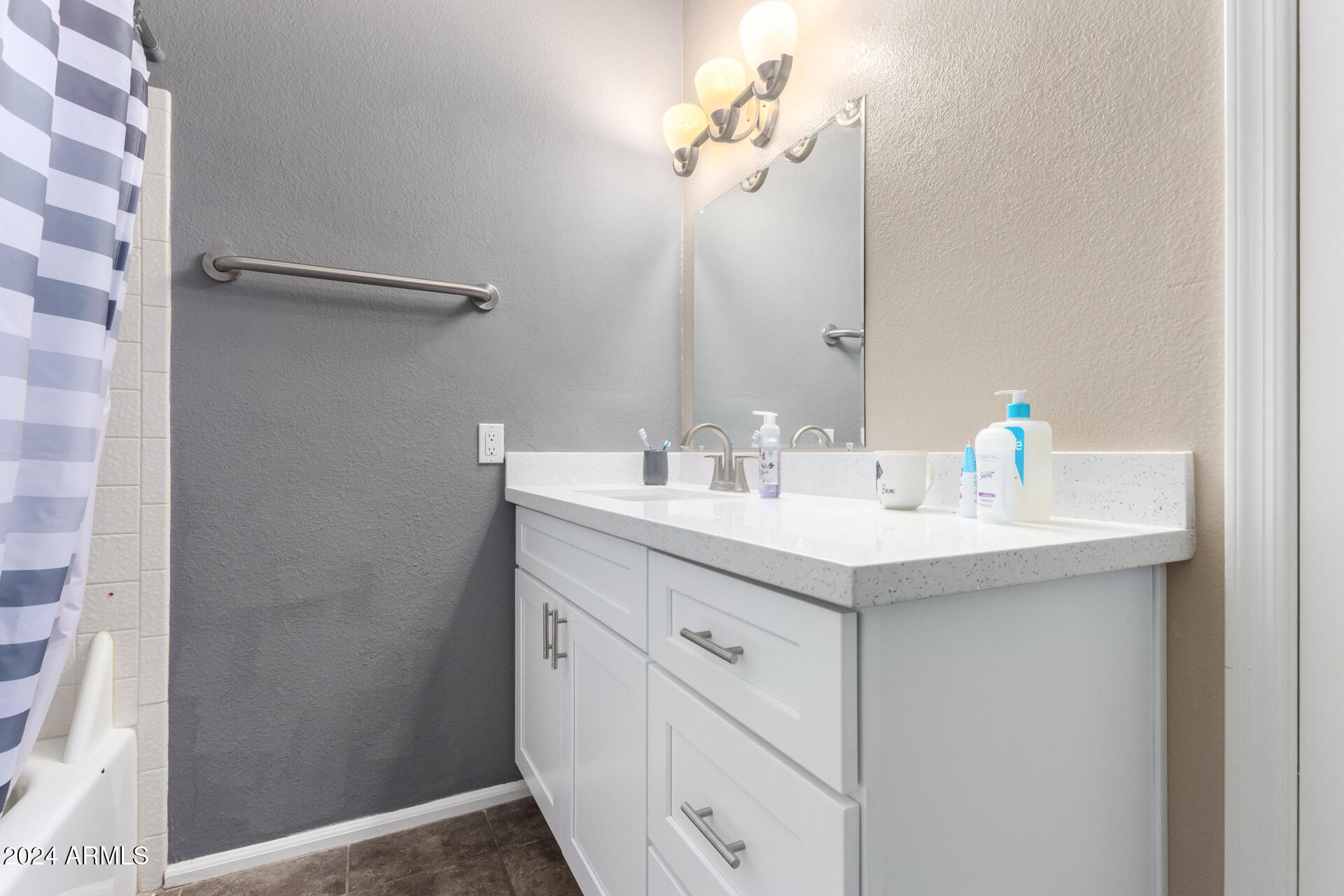 1718 S LONGMORE -- # 97