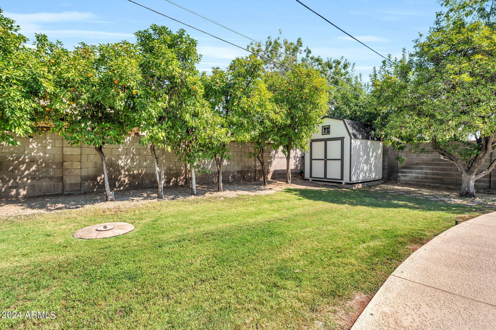 1520 E SAN MIGUEL Avenue