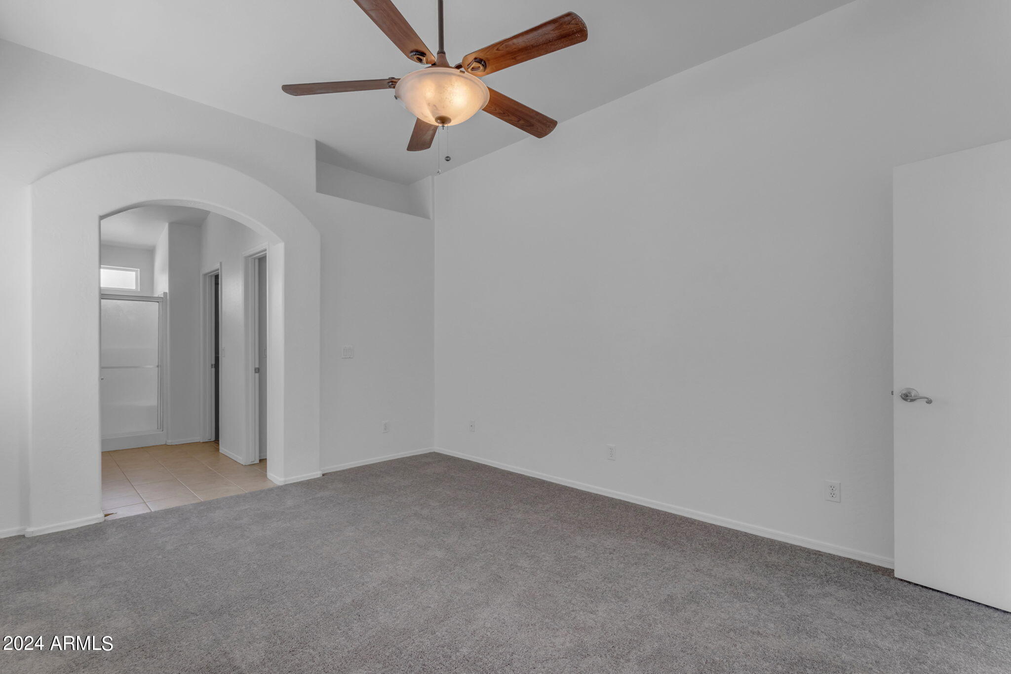 2117 E DANBURY Road