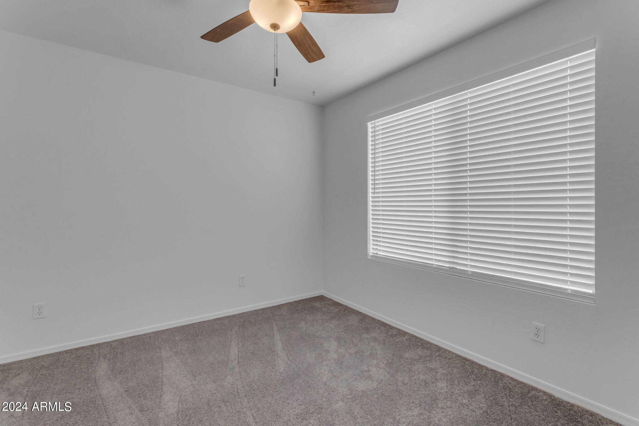 2117 E DANBURY Road