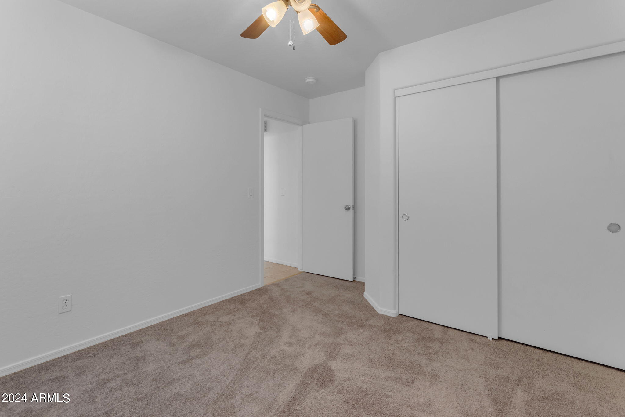 2117 E DANBURY Road