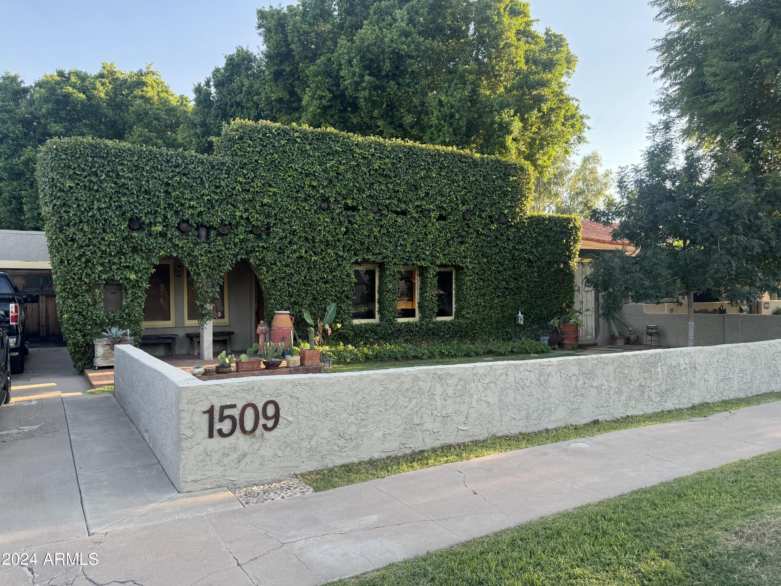 1509 E CHEERY LYNN Road