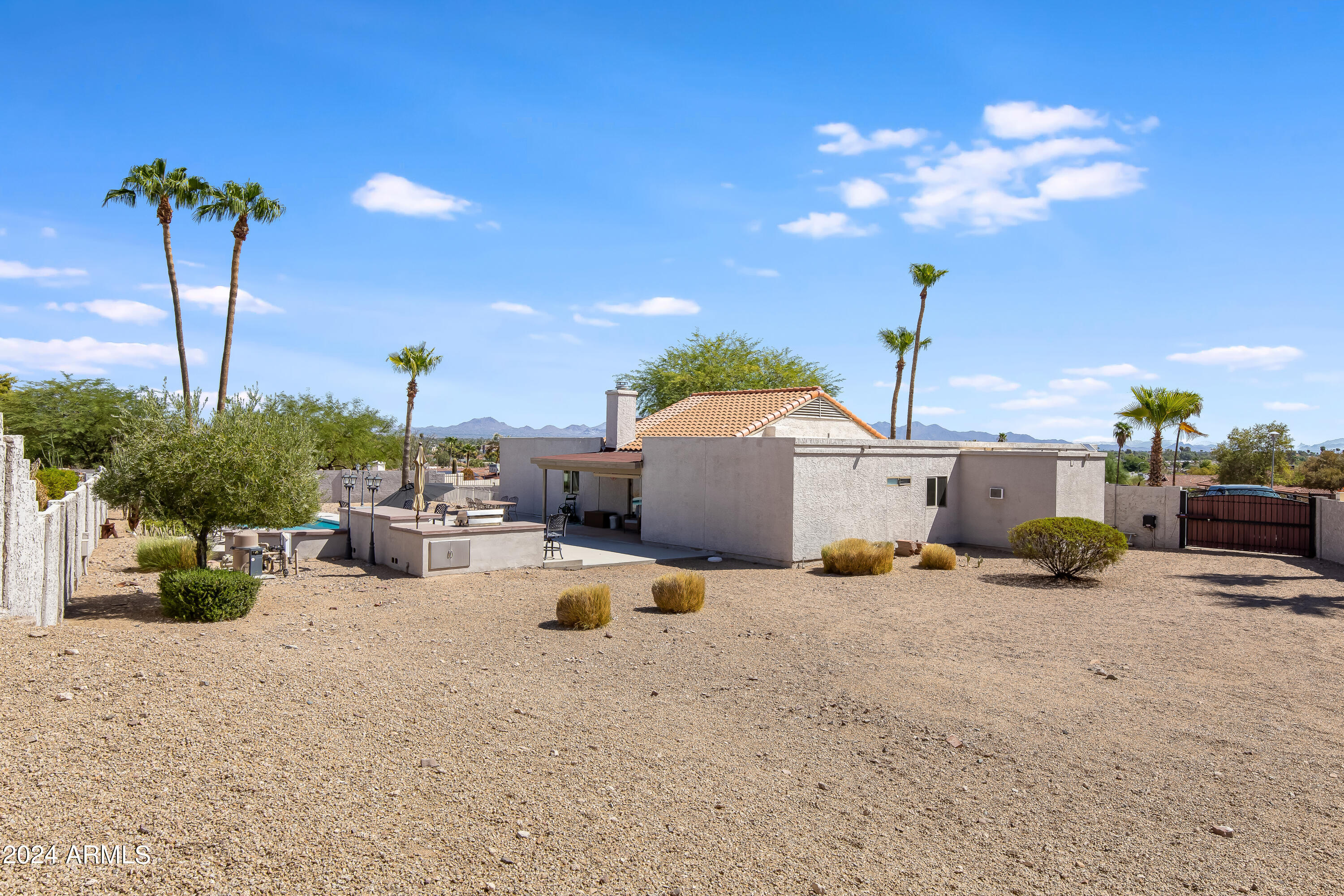 1928 E BETTY ELYSE Lane