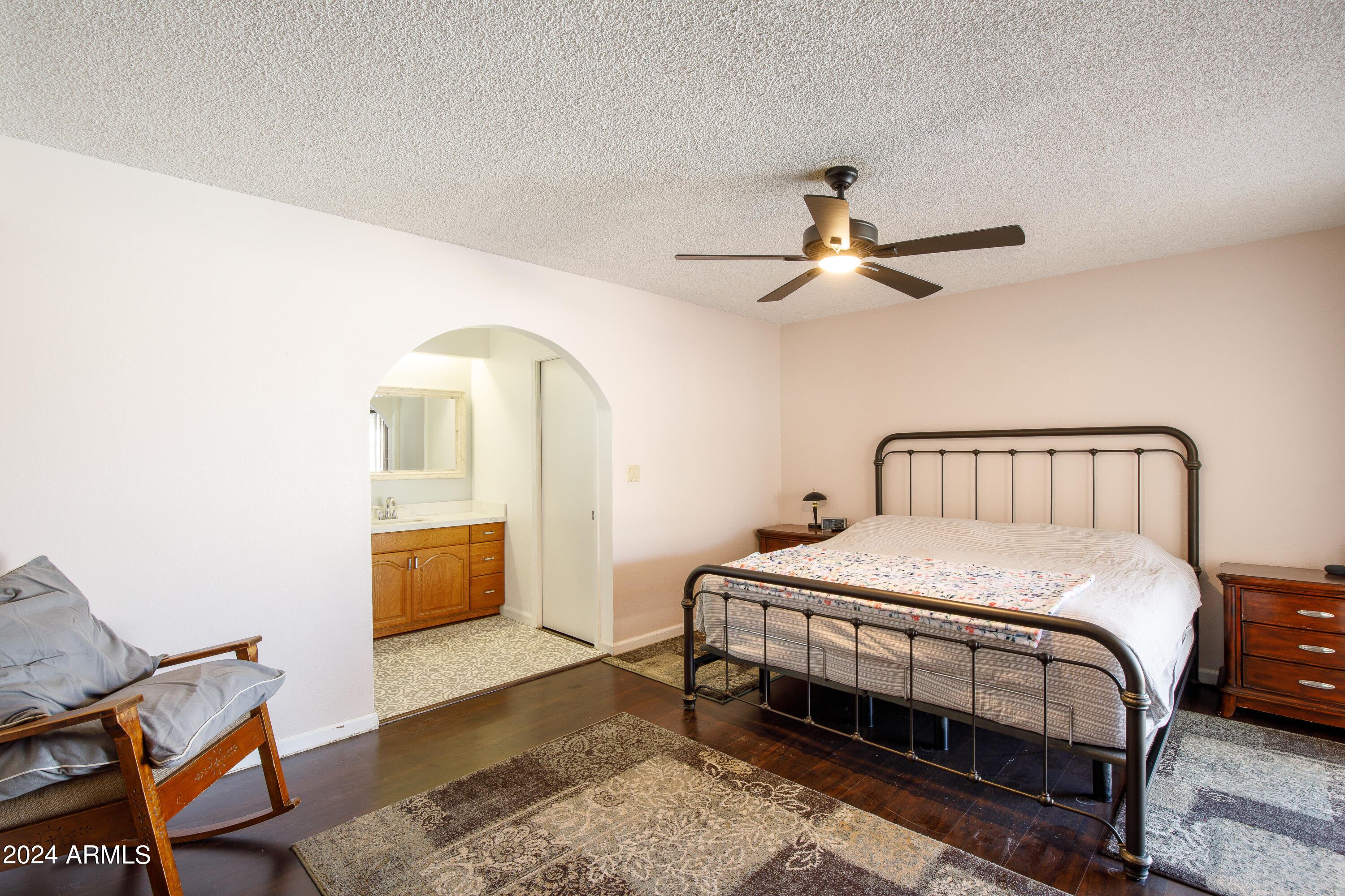 1928 E BETTY ELYSE Lane