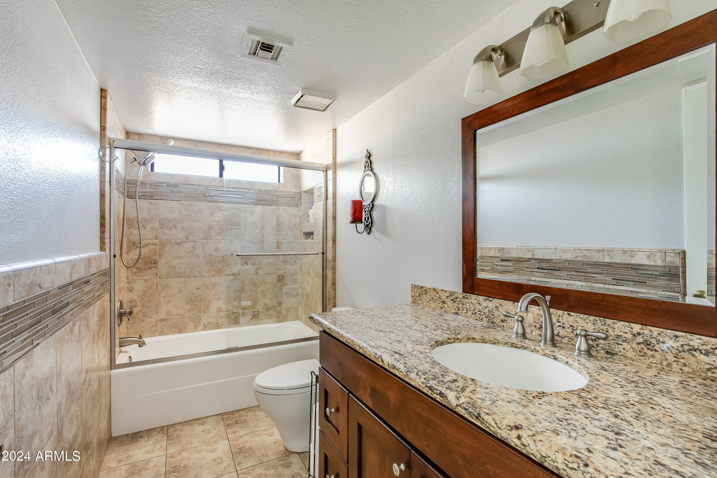 1928 E BETTY ELYSE Lane