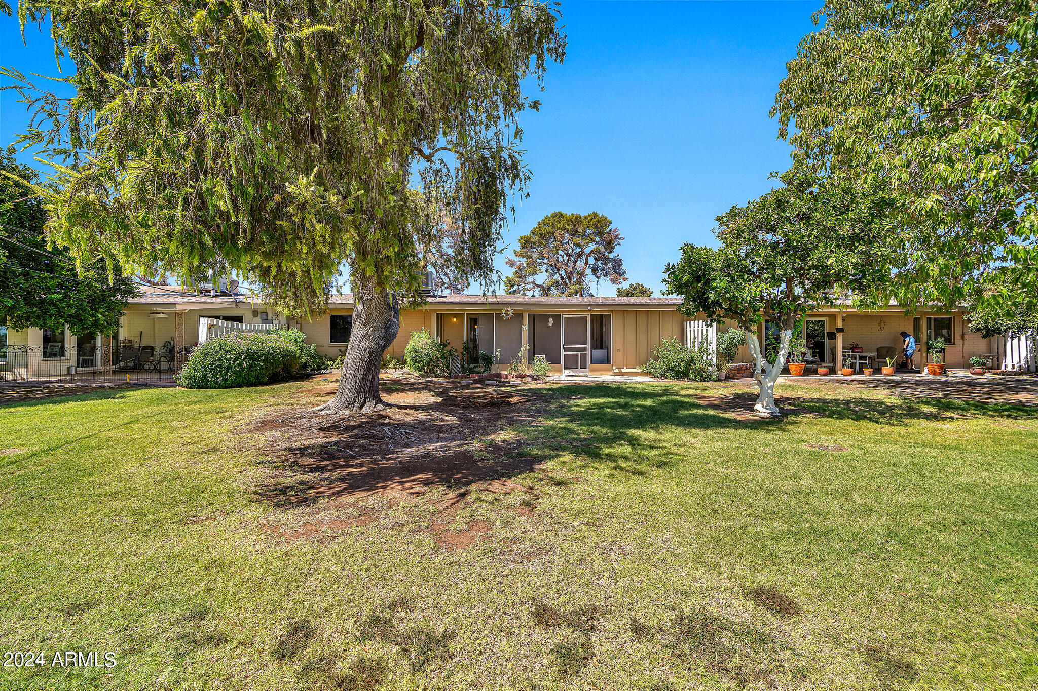 11047 N COGGINS Drive