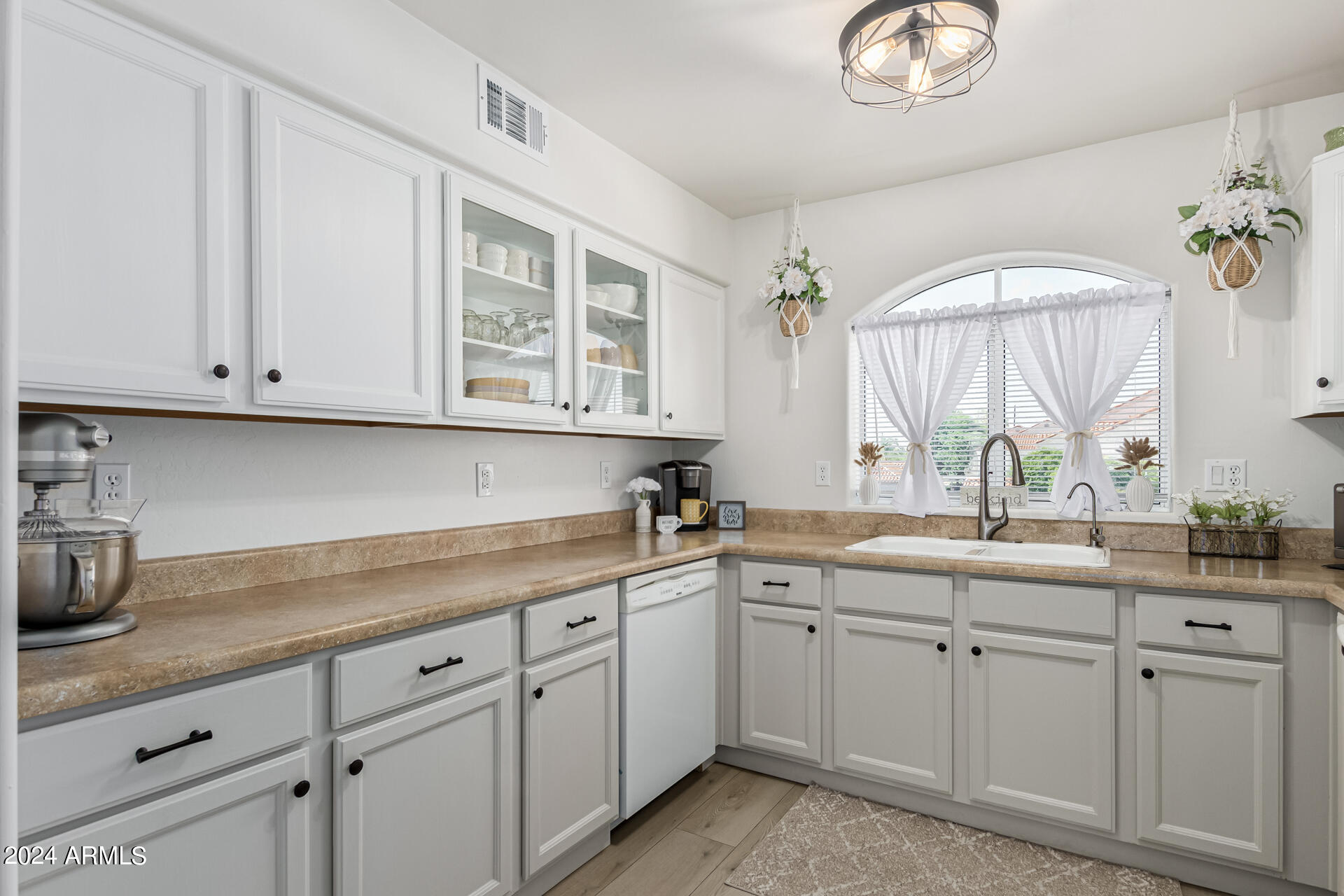 10401 N 52nd Street # 231
