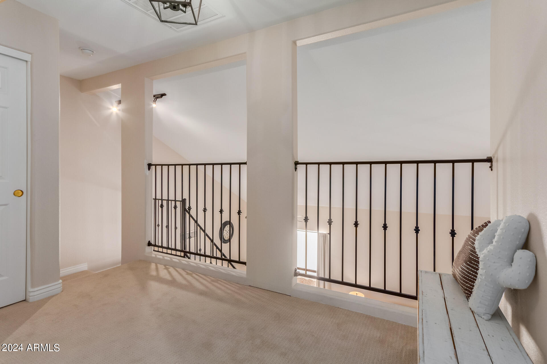 1902 N BARKLEY -- # 5
