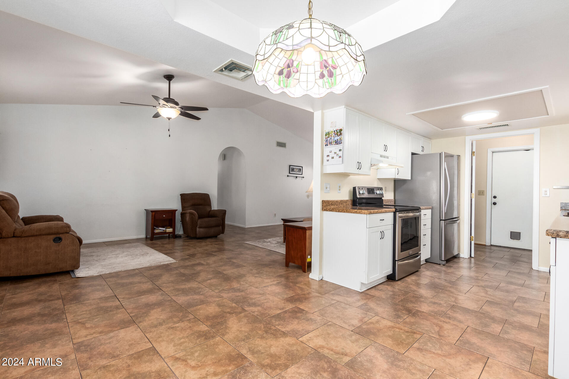 1404 N AUGUSTINE Street