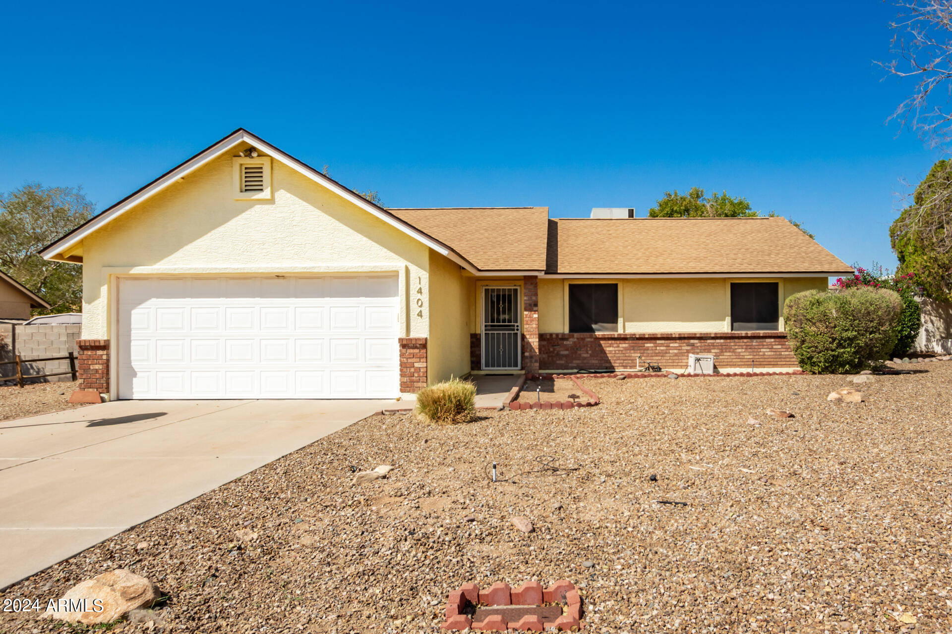 1404 N AUGUSTINE Street