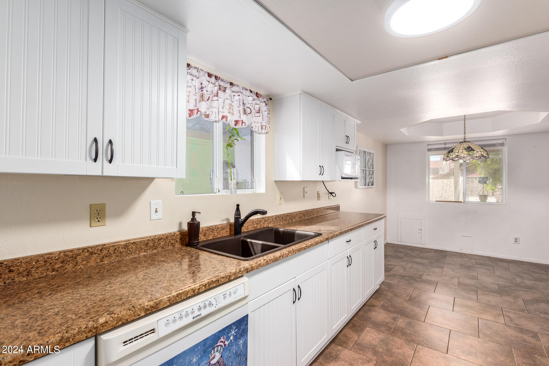 1404 N AUGUSTINE Street