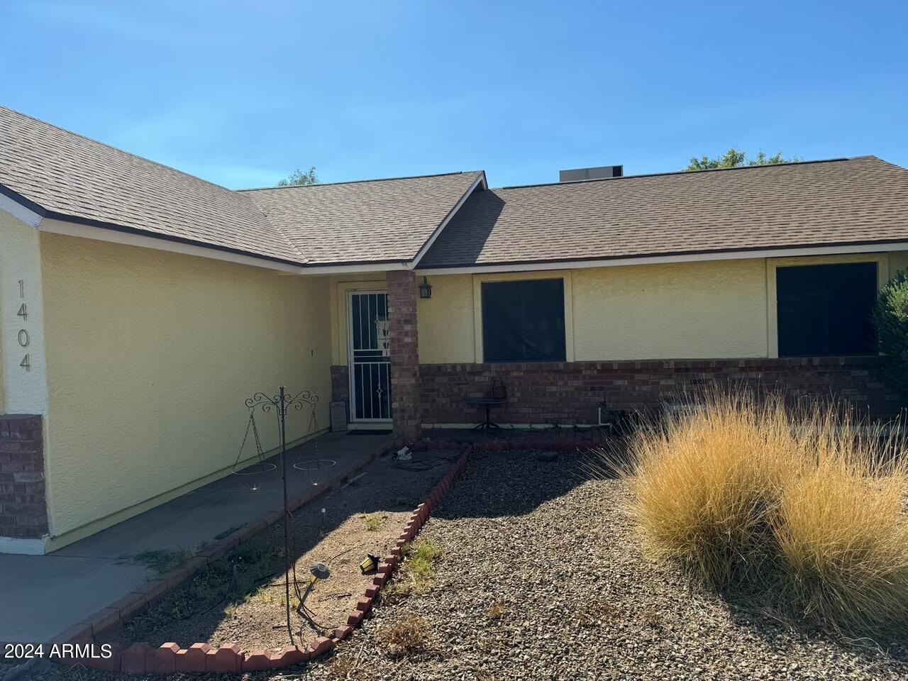 1404 N AUGUSTINE Street