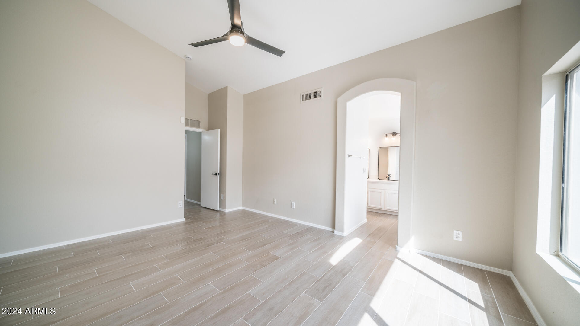 13415 E CHICAGO Street