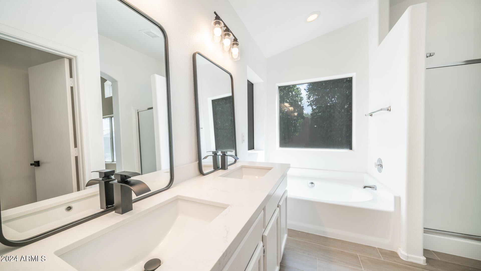 13415 E CHICAGO Street