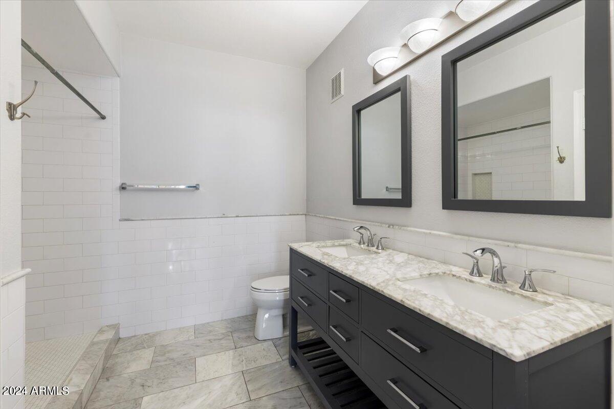 9820 N Central Avenue # 229