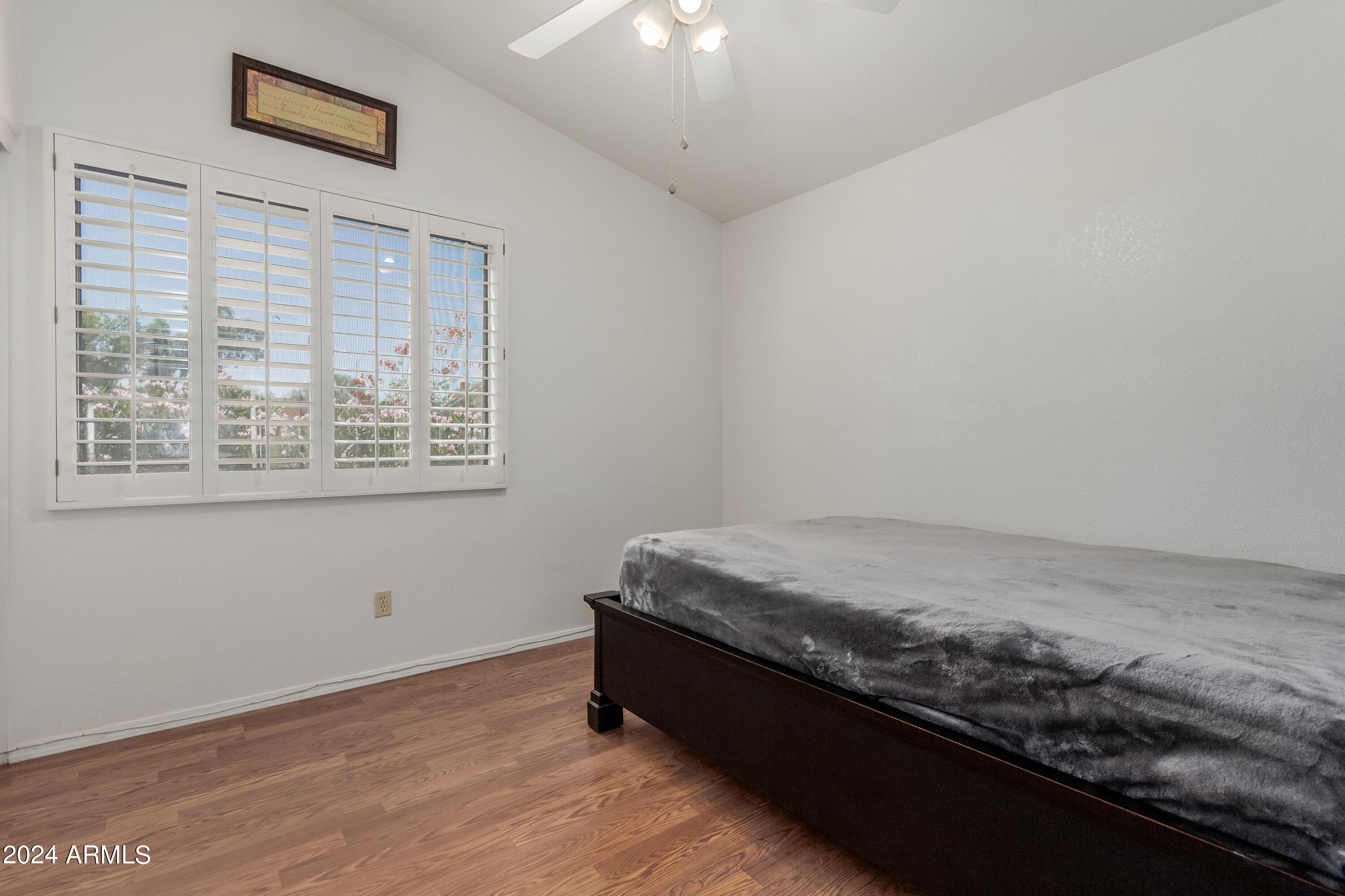 3510 E HAMPTON Avenue # 1