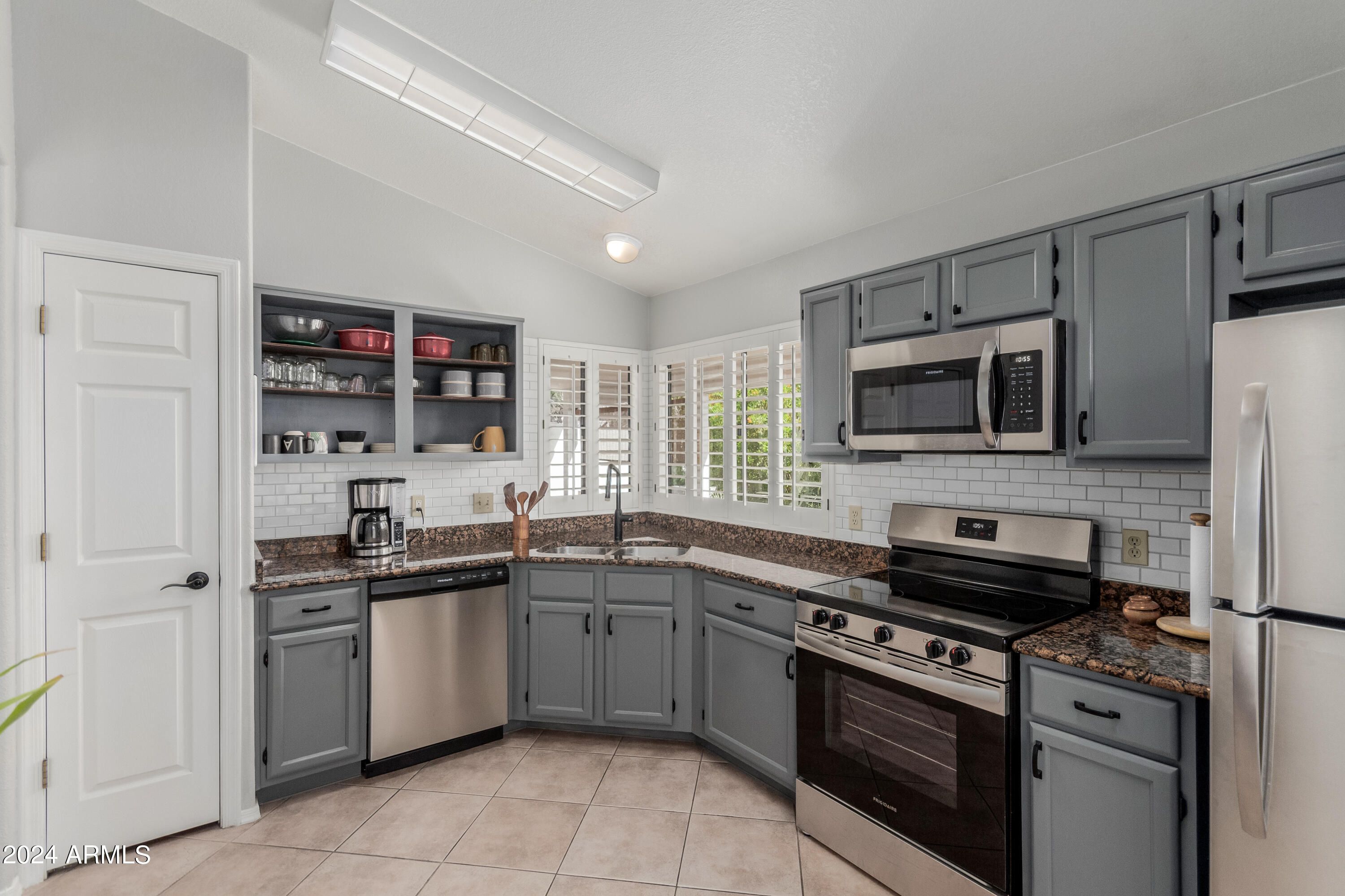 3510 E HAMPTON Avenue # 1