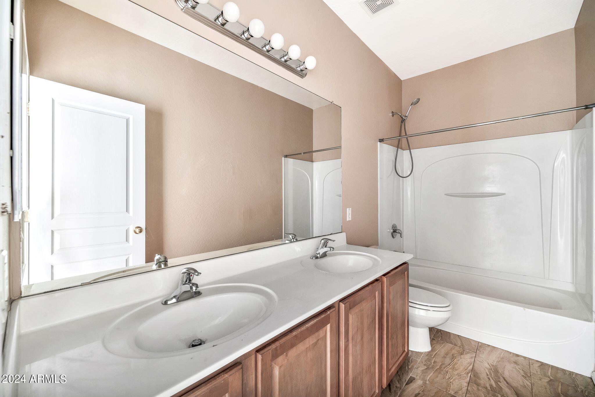 15921 W GELDING Drive