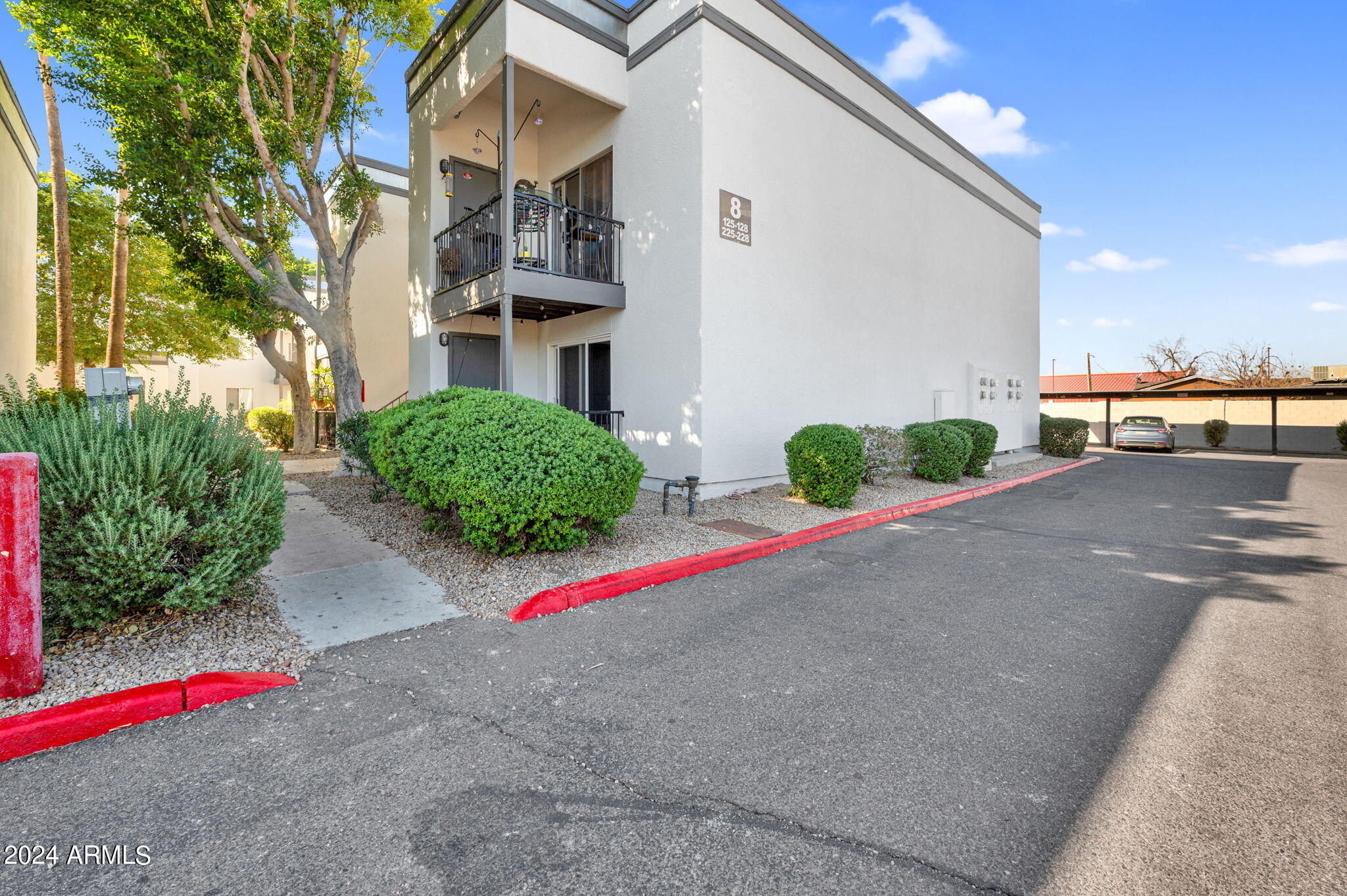 740 W ELM Street # 125