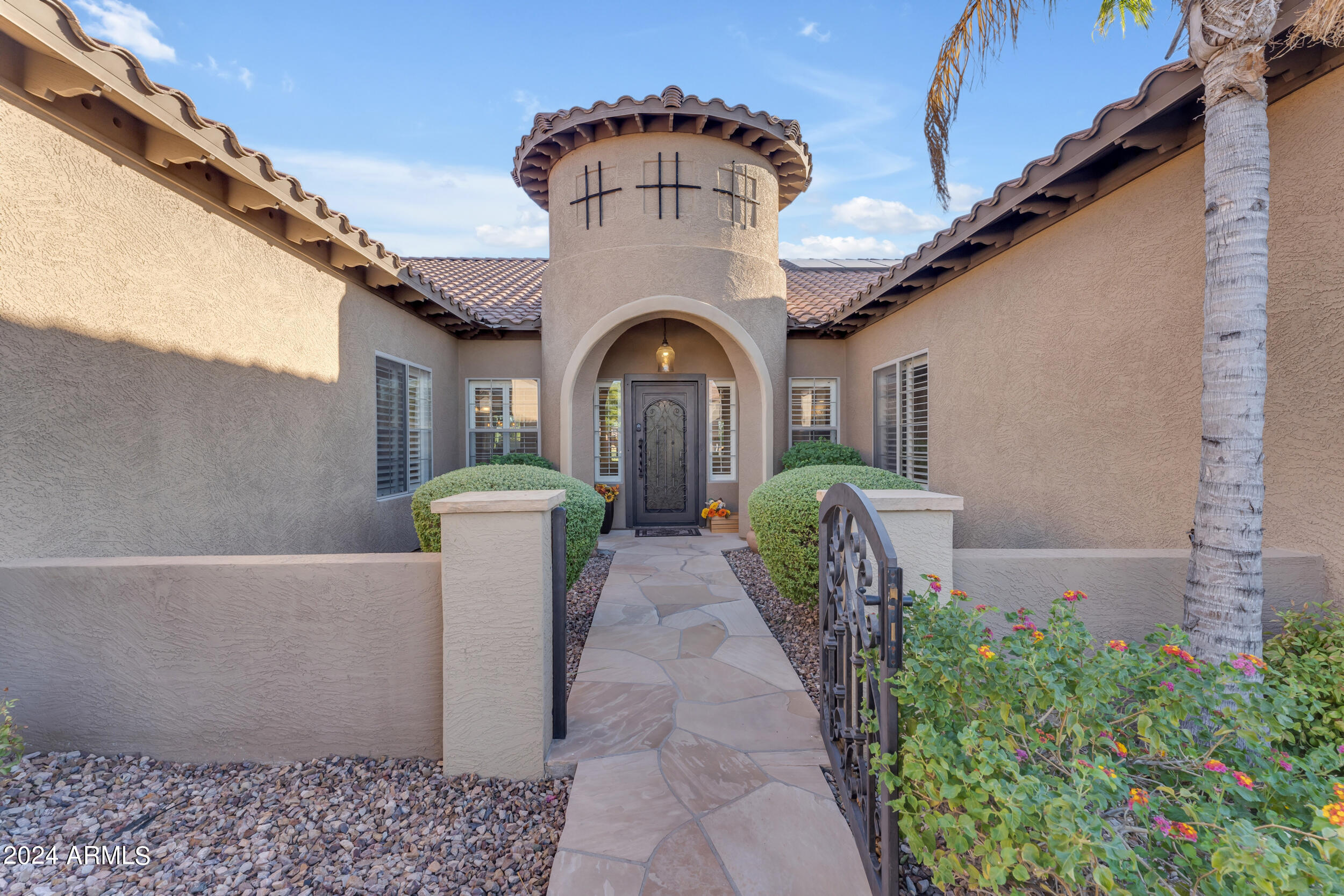 9555 W Running Deer Trail