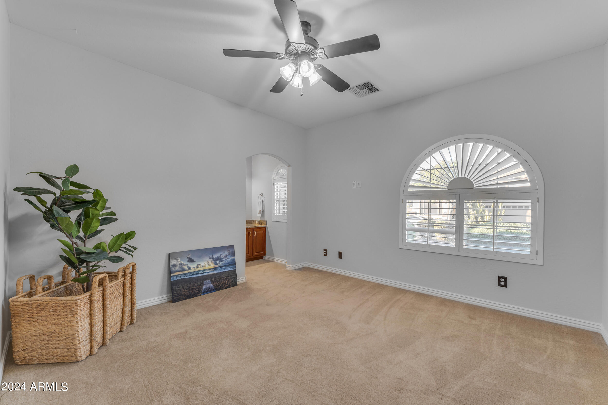 9555 W Running Deer Trail