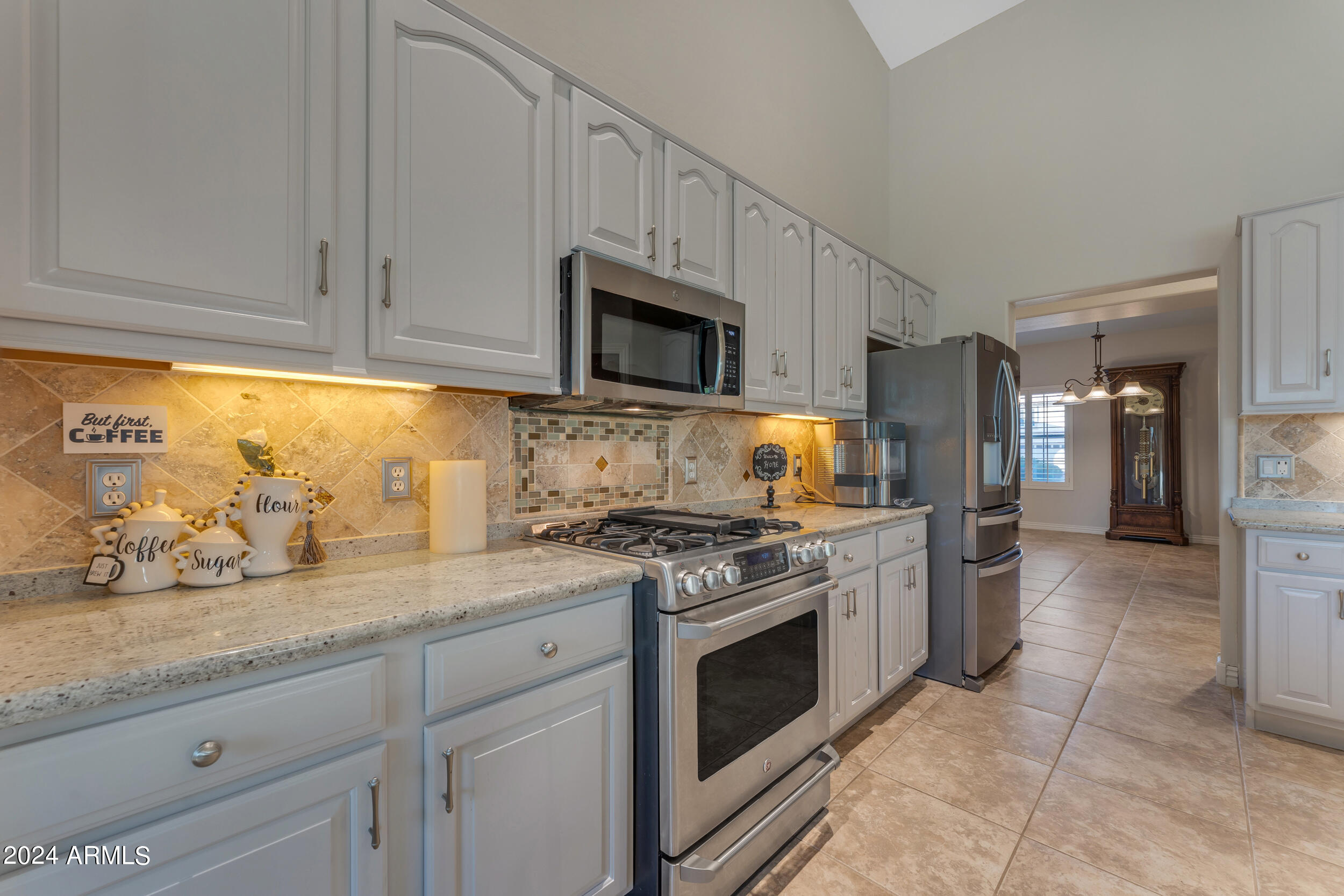 9555 W Running Deer Trail