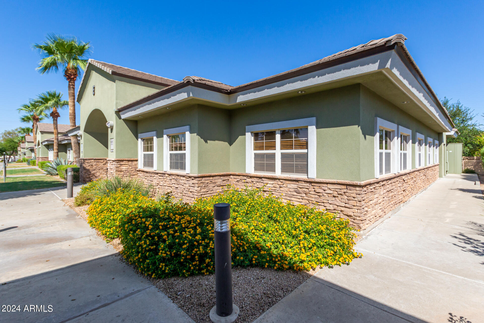 14001 N 7TH Street # E110