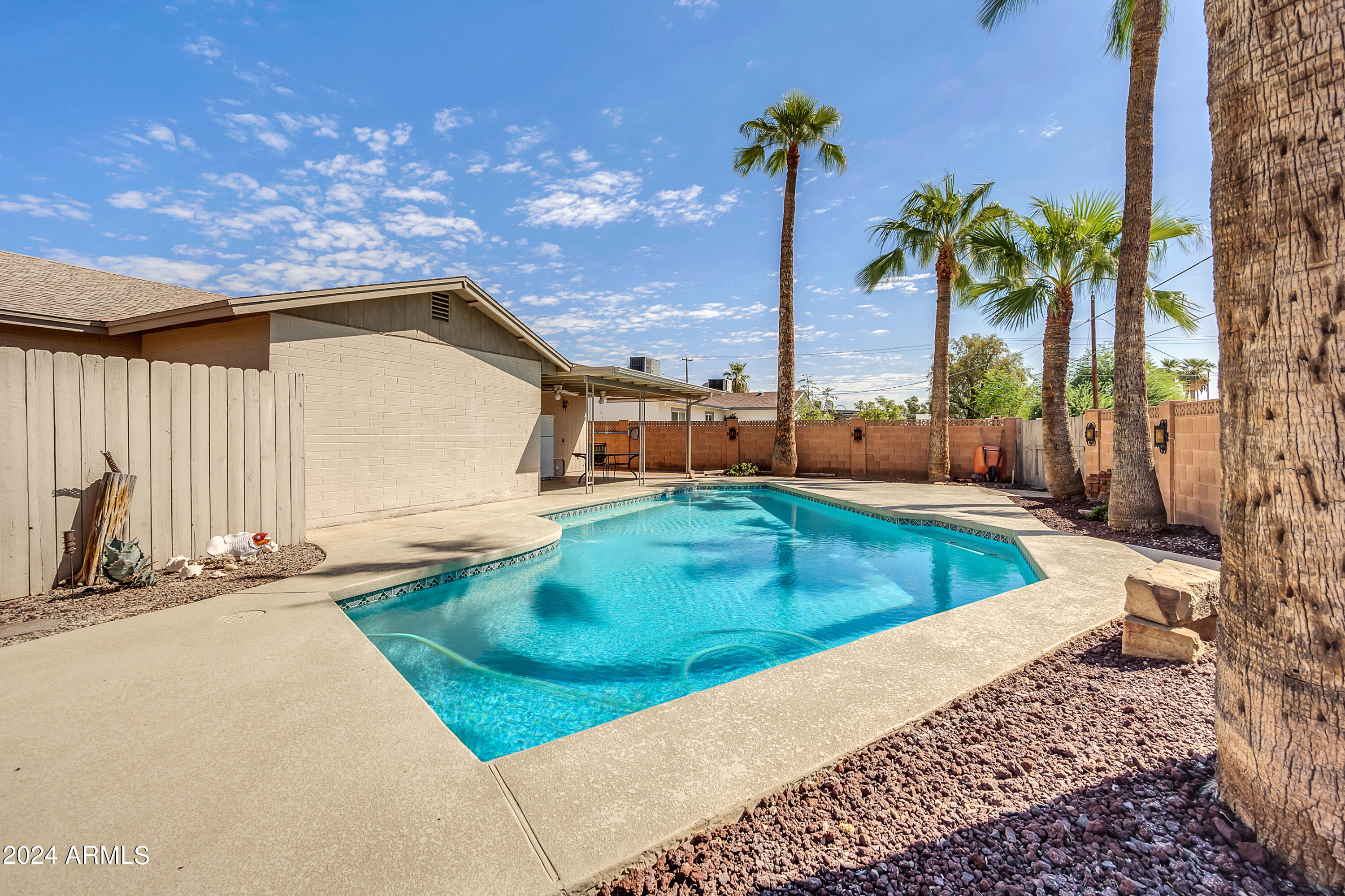 4109 W EL CAMINITO Drive