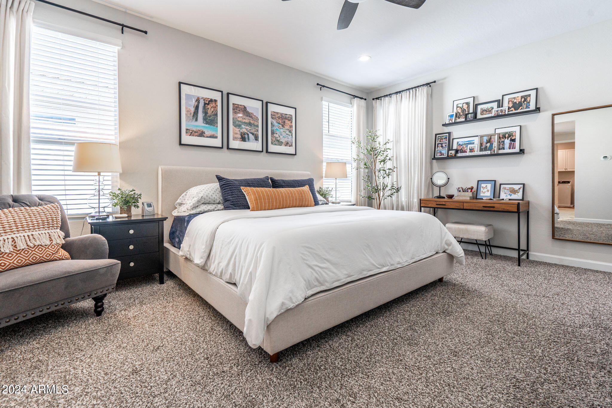 4858 E SHADY GLEN Avenue