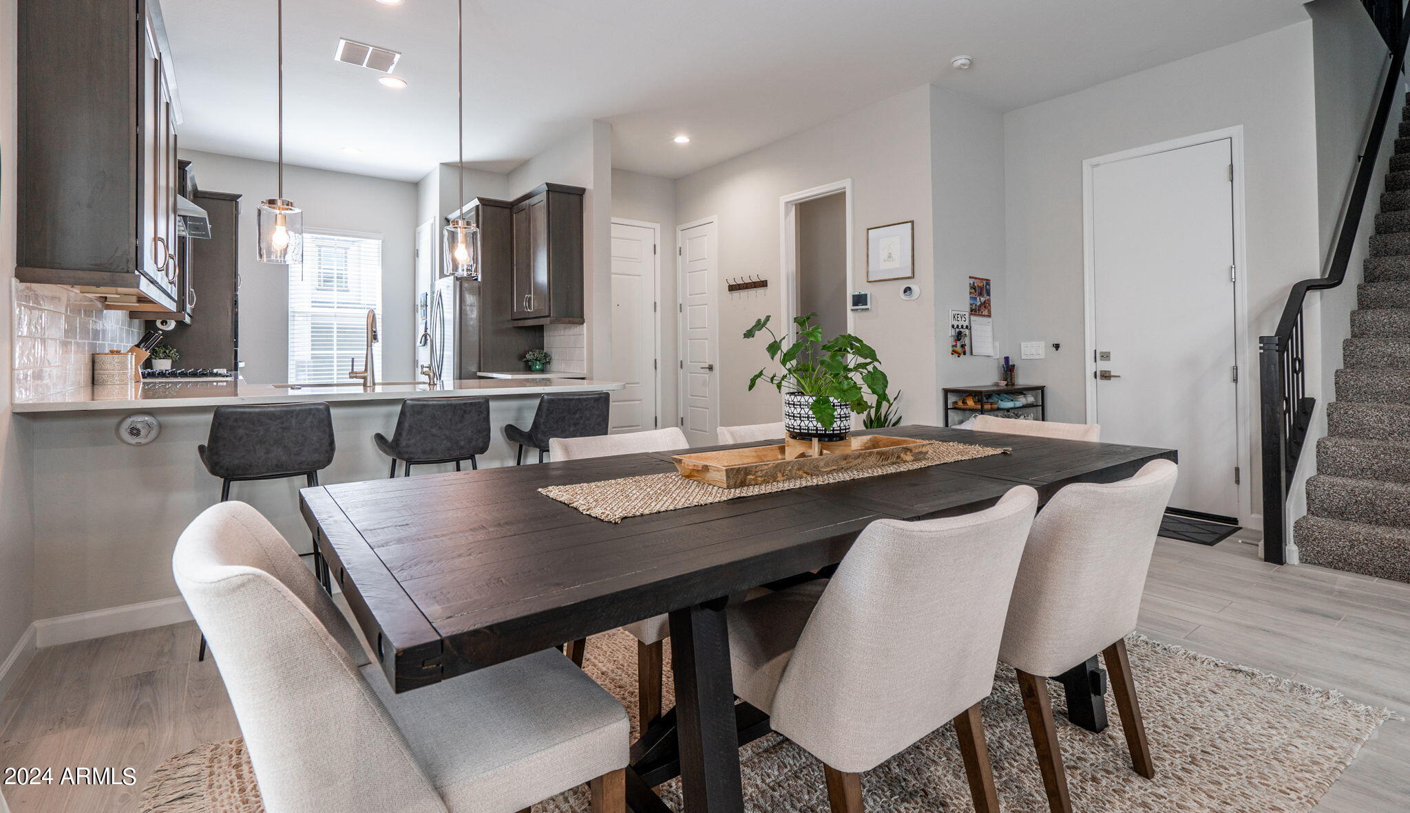 4858 E SHADY GLEN Avenue