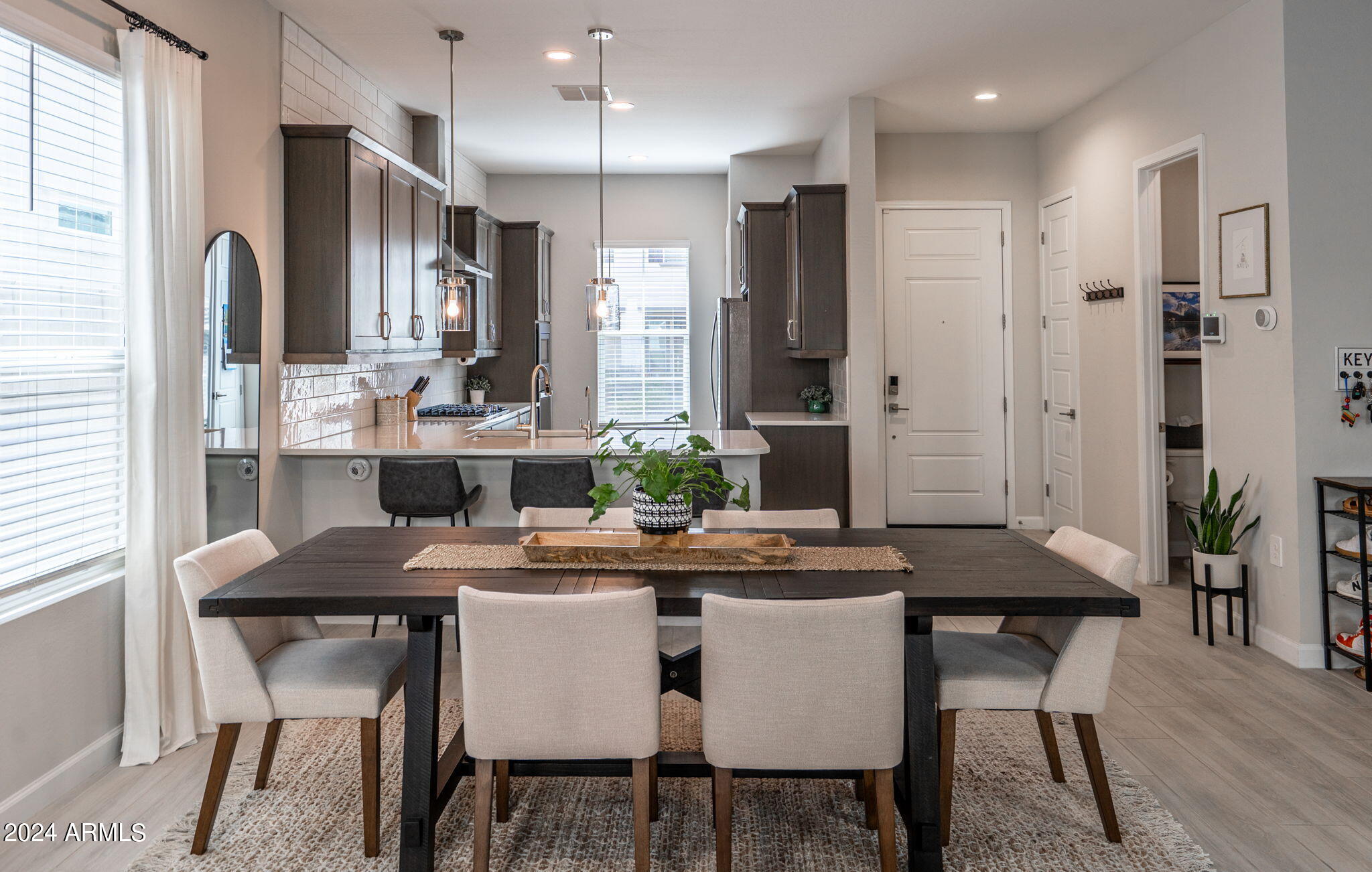 4858 E SHADY GLEN Avenue