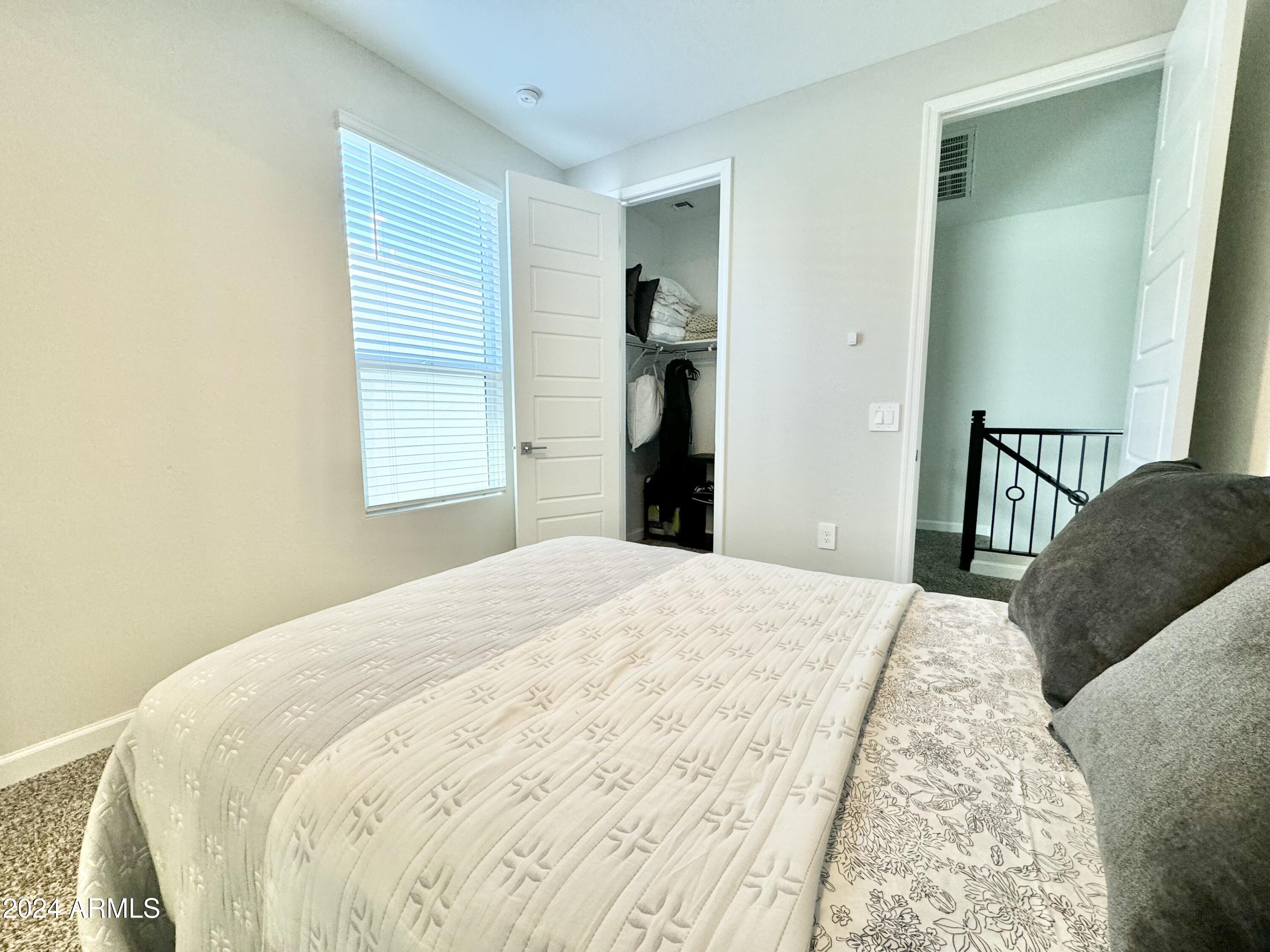 4858 E SHADY GLEN Avenue