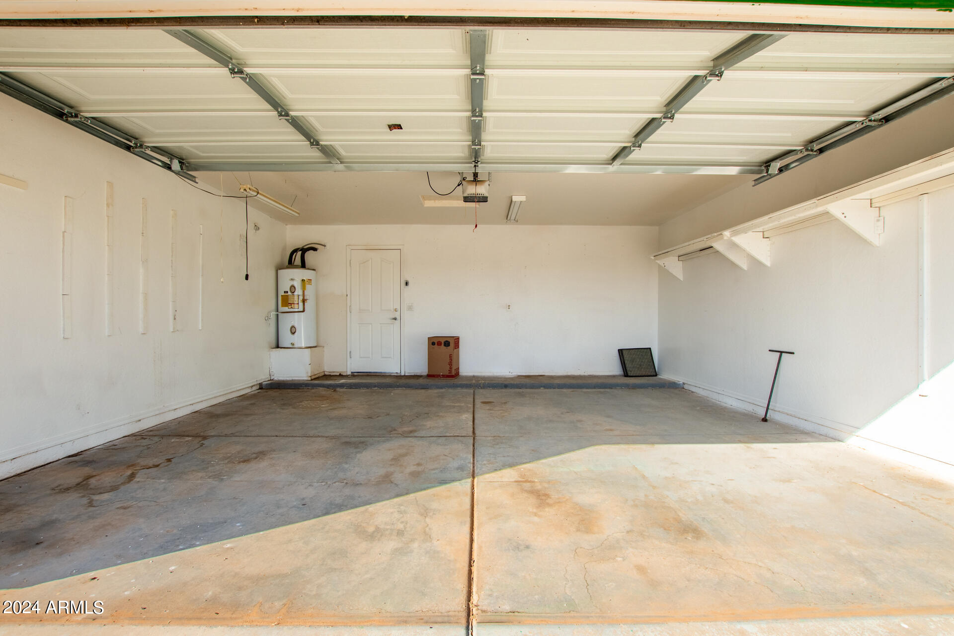 11802 W OBREGON Drive