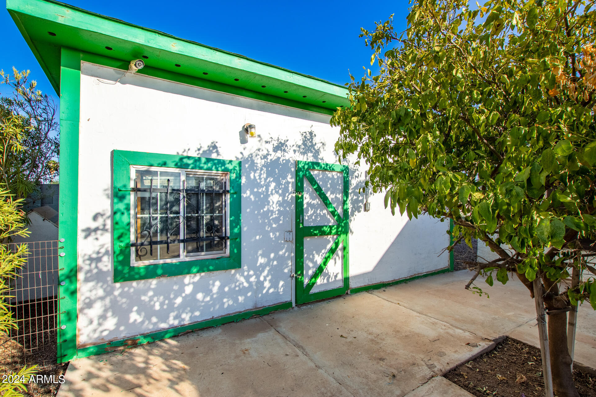 11802 W OBREGON Drive