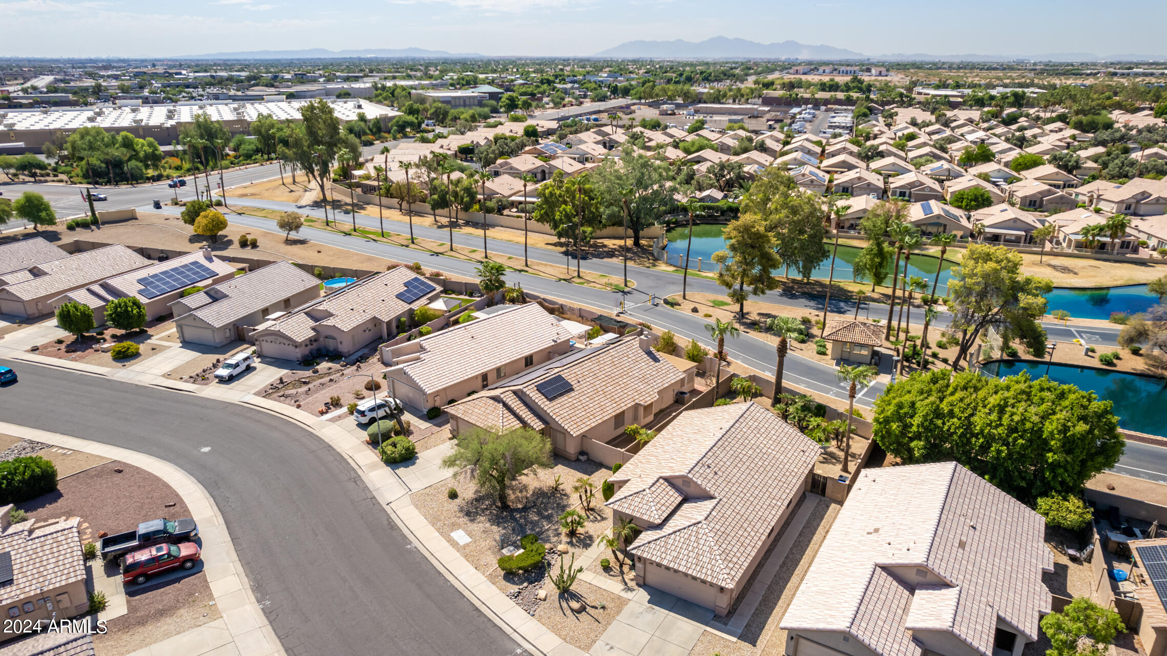 13975 W TWO GUNS Trail