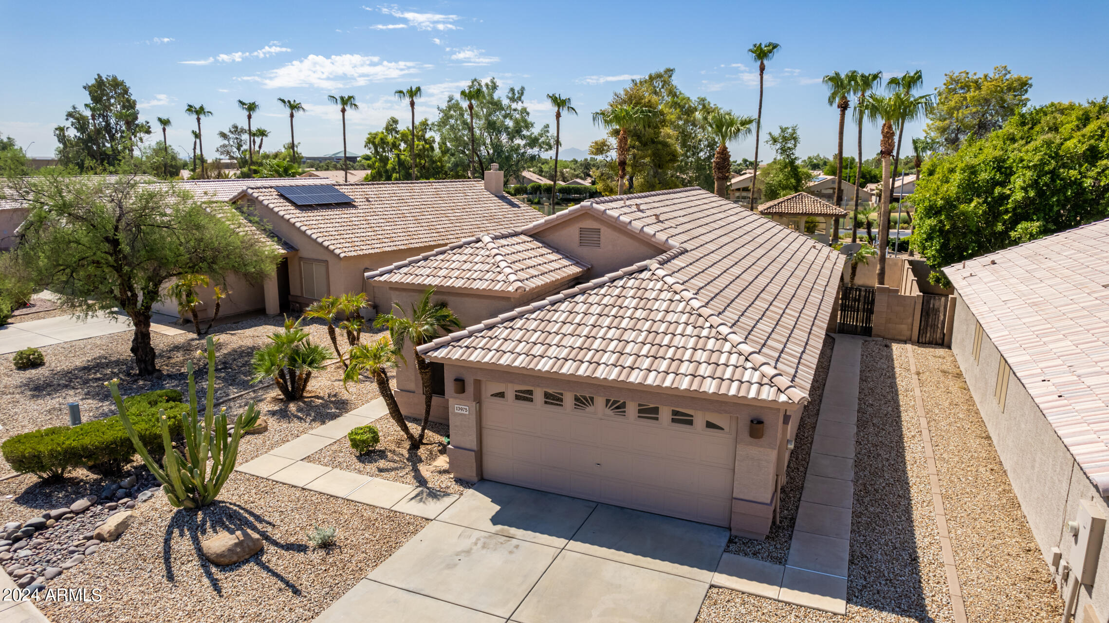 13975 W TWO GUNS Trail