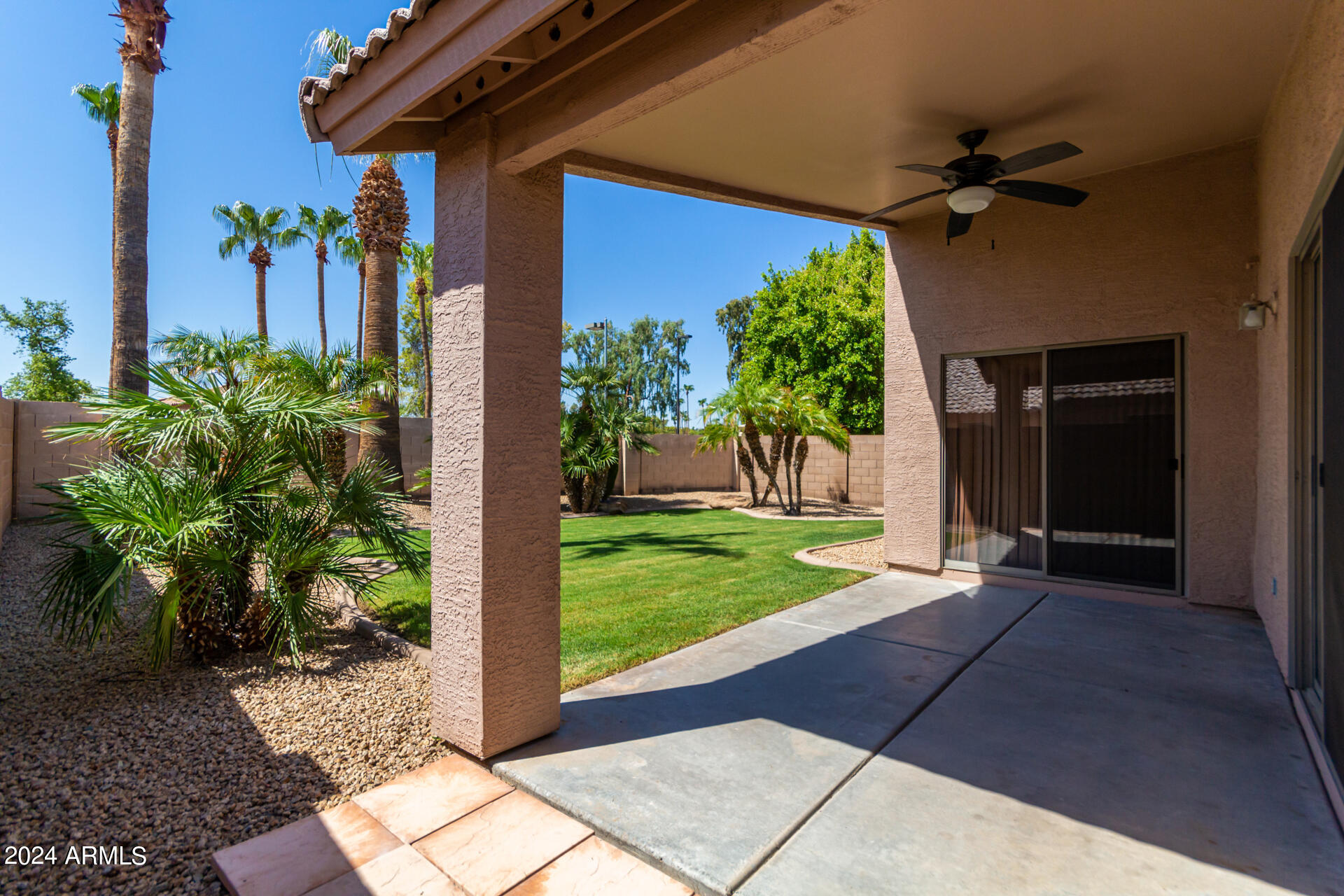 13975 W TWO GUNS Trail