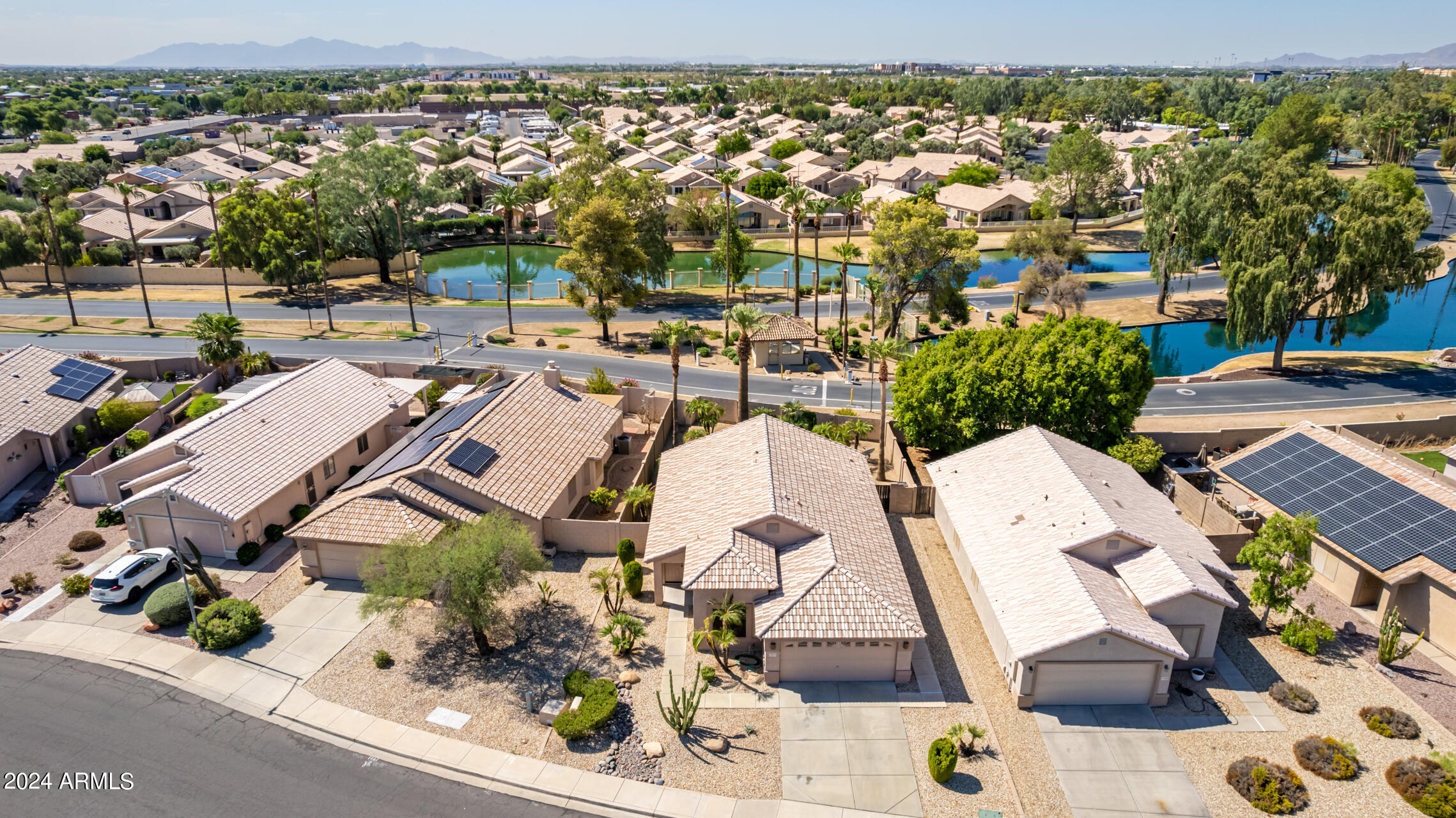 13975 W TWO GUNS Trail