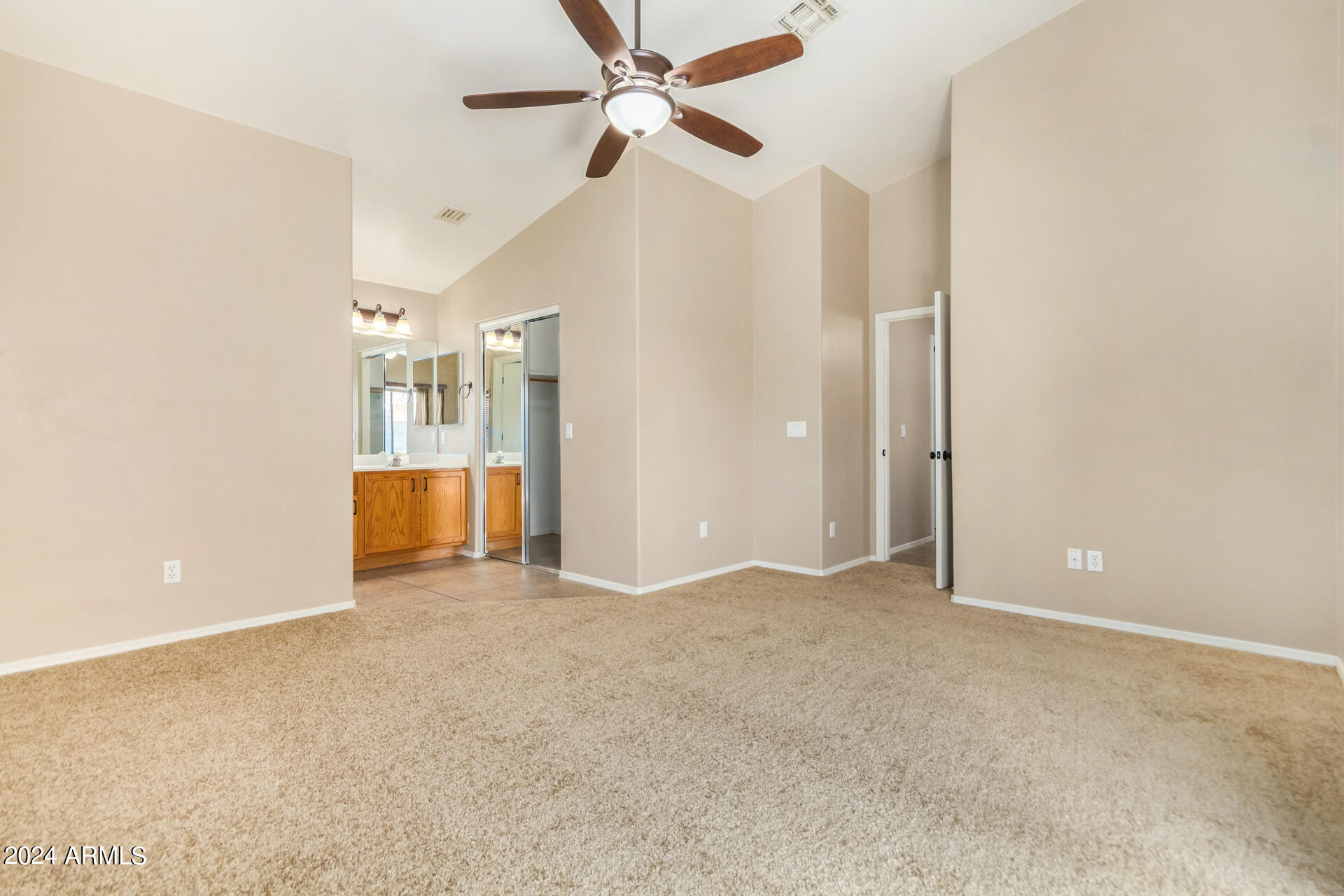 13975 W TWO GUNS Trail