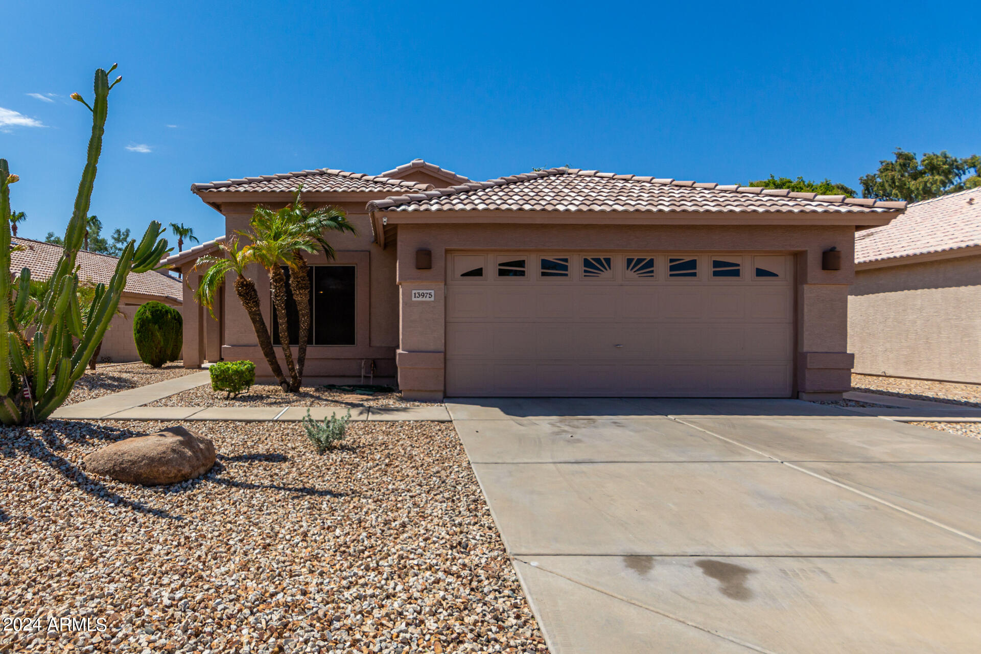 13975 W TWO GUNS Trail