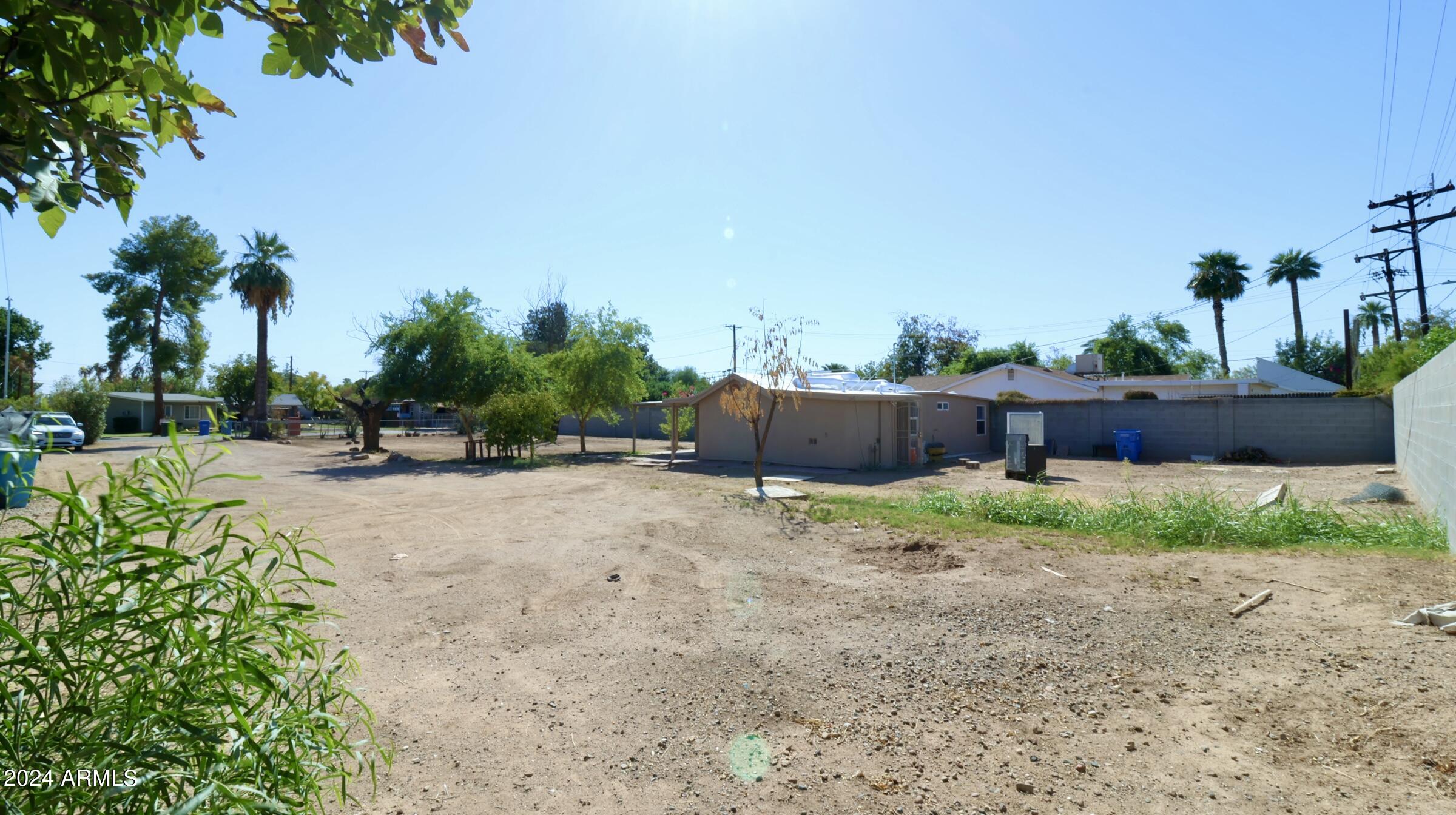 2632 W MORTEN Avenue