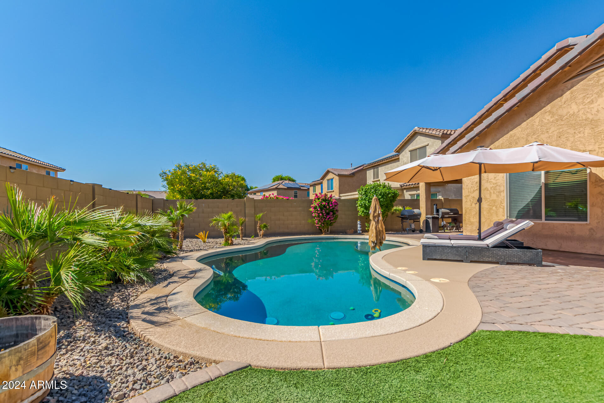 17959 W ALICE Avenue