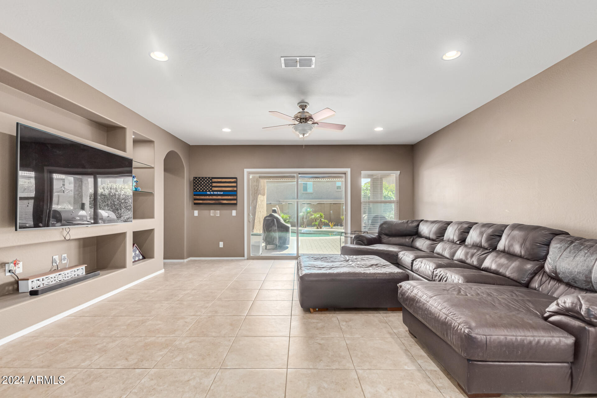 17959 W ALICE Avenue