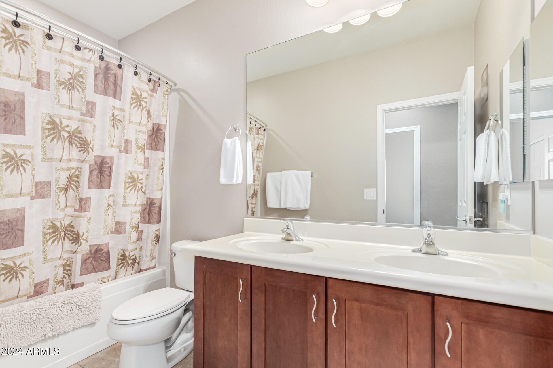 17959 W ALICE Avenue