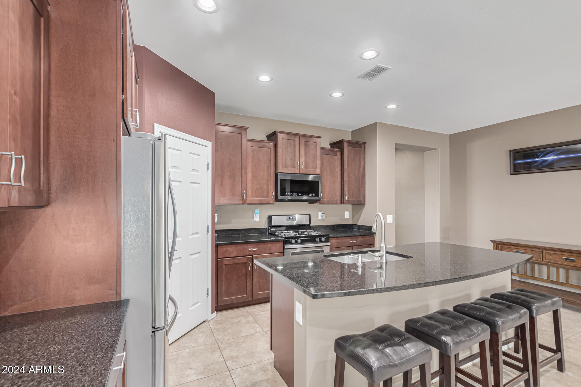 17959 W ALICE Avenue