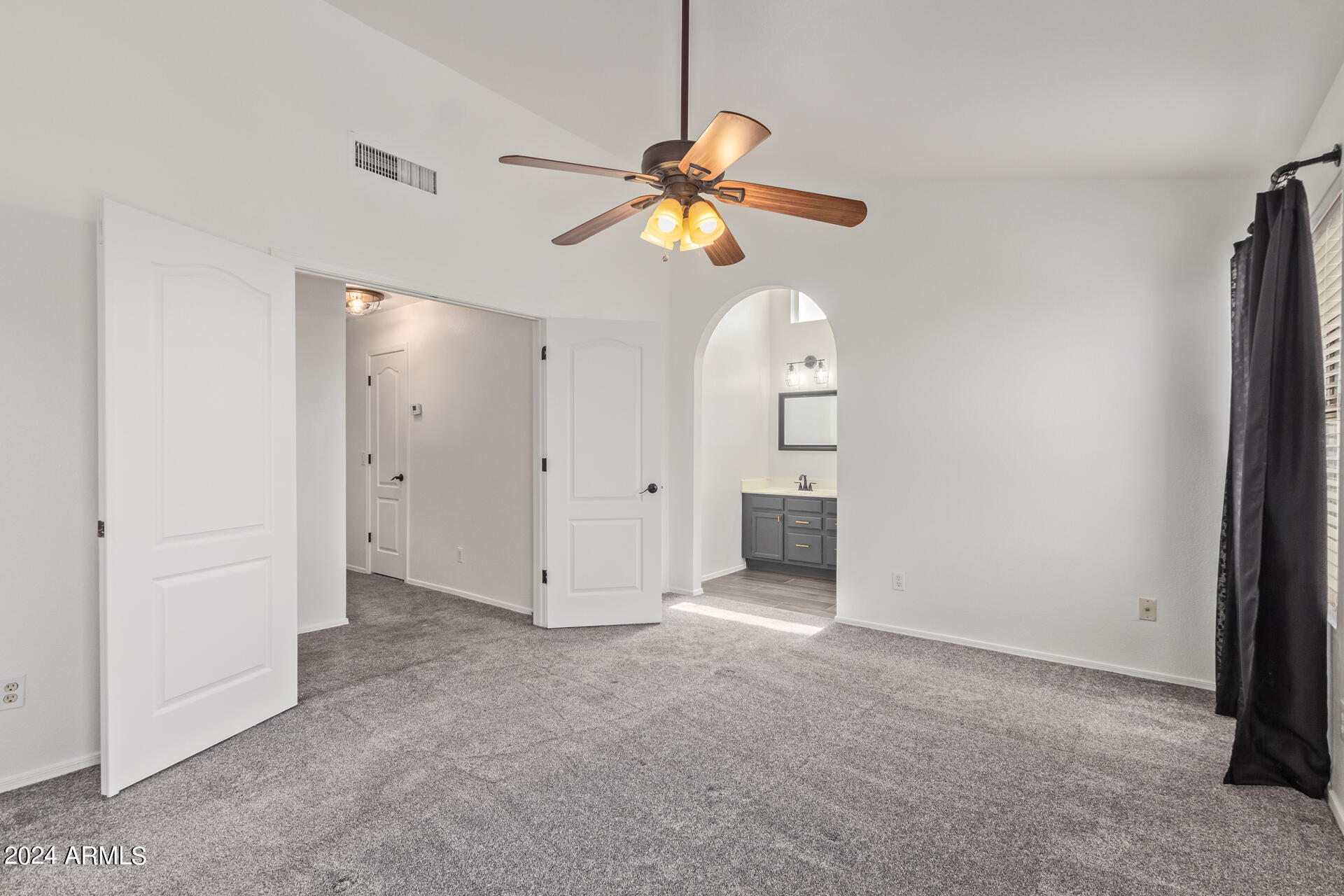 2726 N RICARDO --