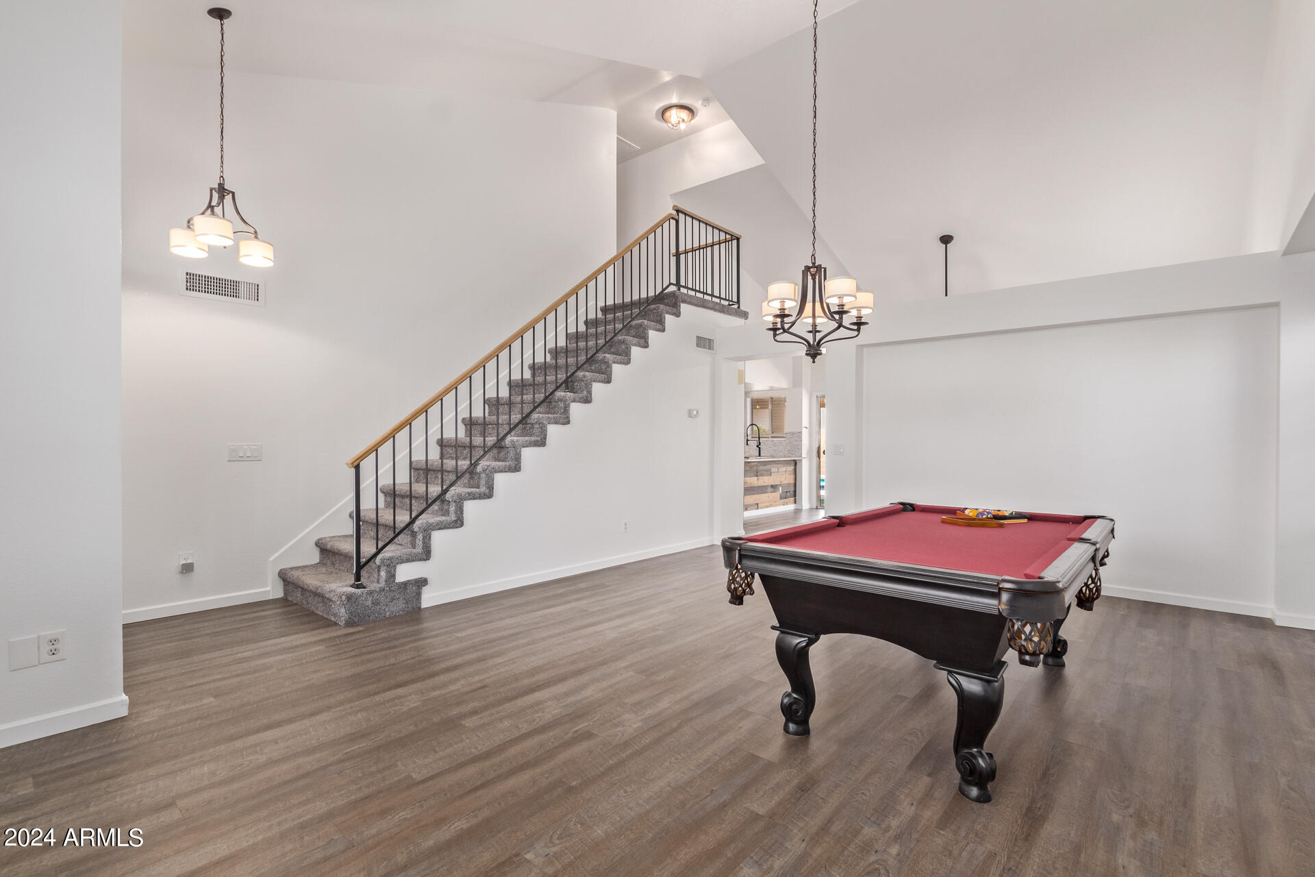 2726 N RICARDO --