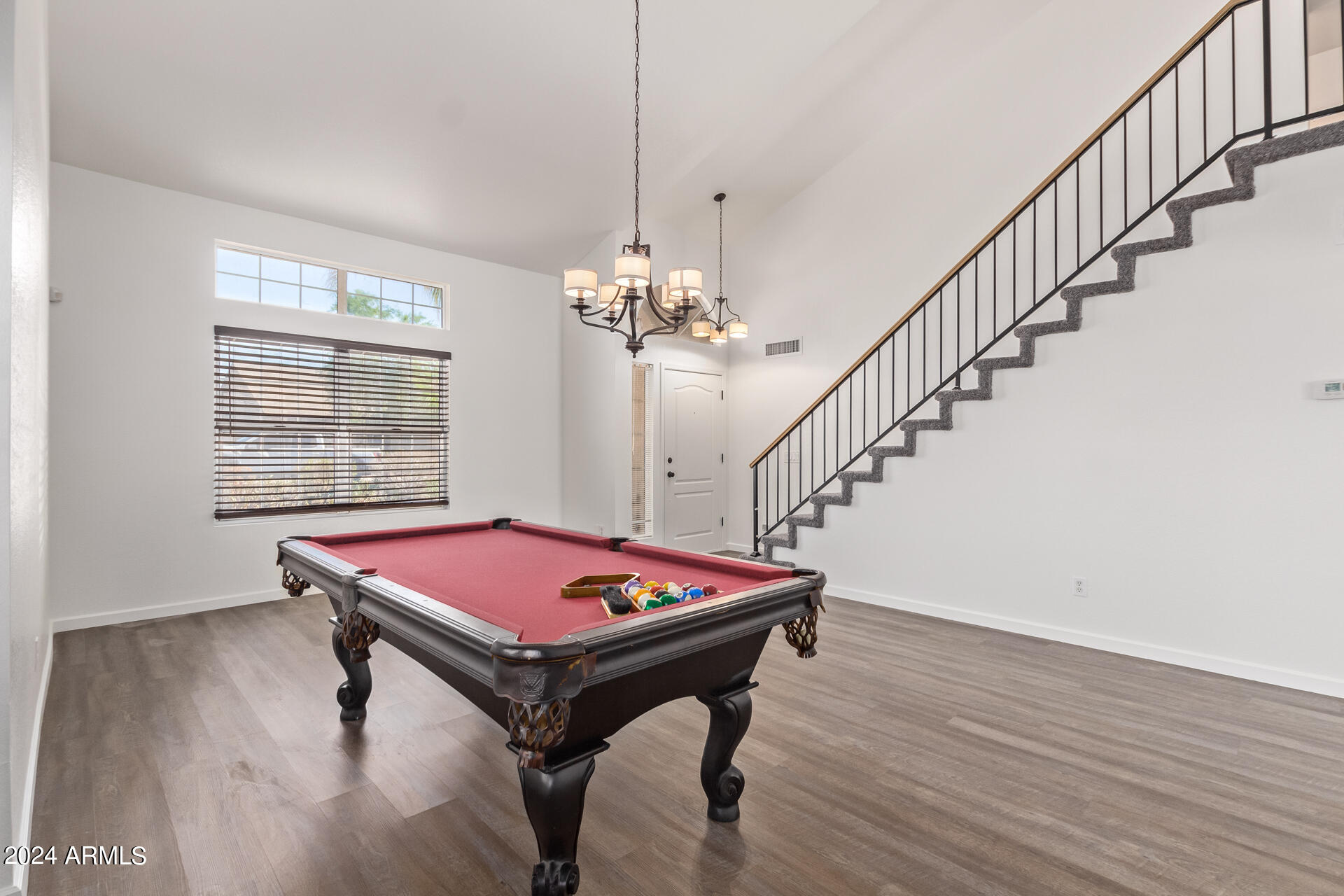 2726 N RICARDO --