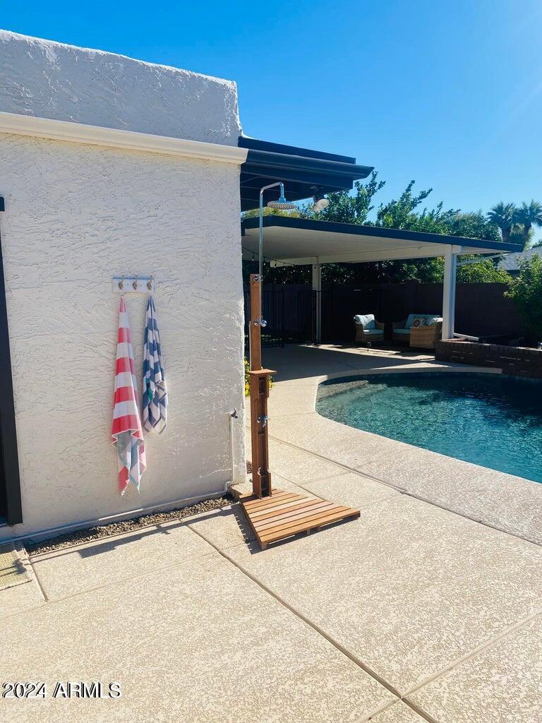 2449 E INGLEWOOD Street