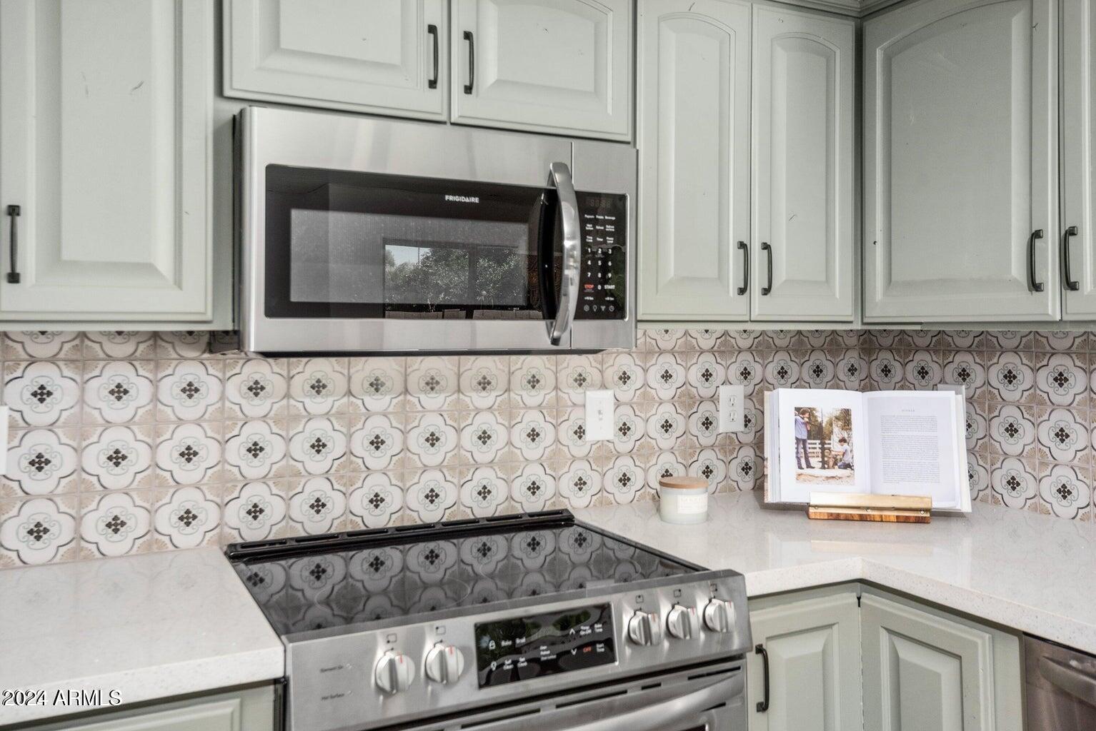 2449 E INGLEWOOD Street